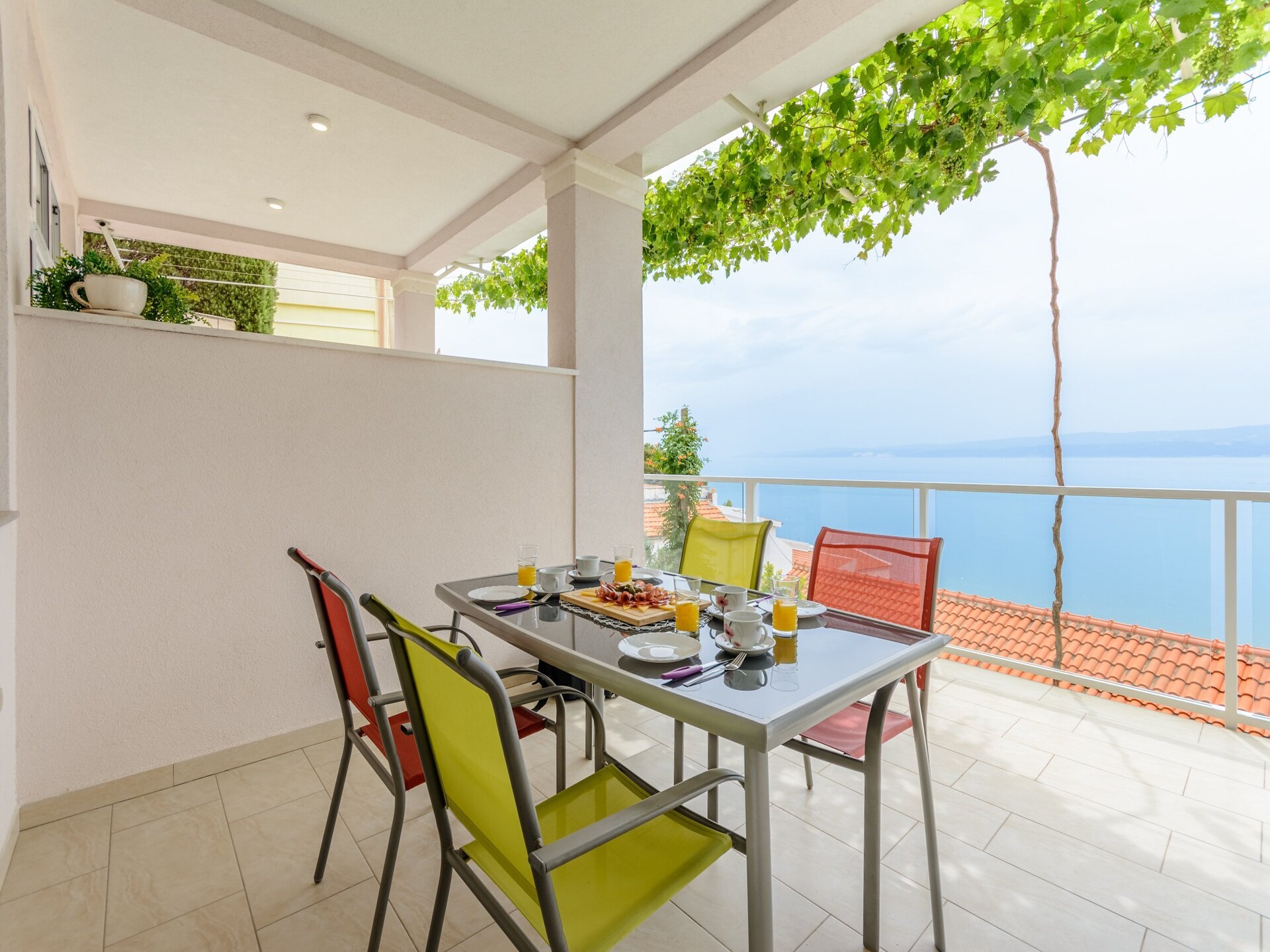 Comfortabel appartement aan zee in Dugi Rat met terras en uitzicht - foto 20