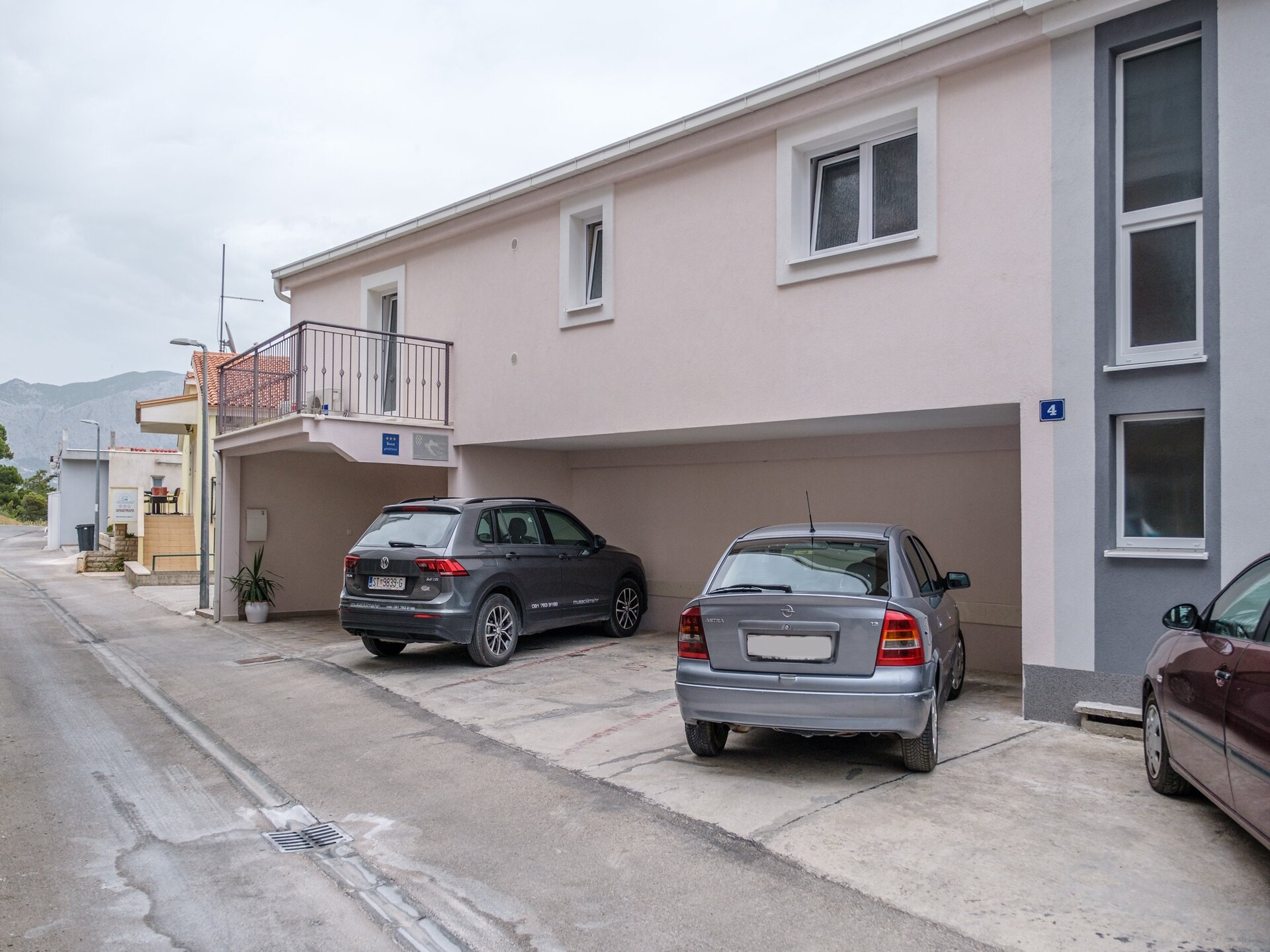 Comfortabel appartement aan zee in Dugi Rat met terras en uitzicht - foto 23