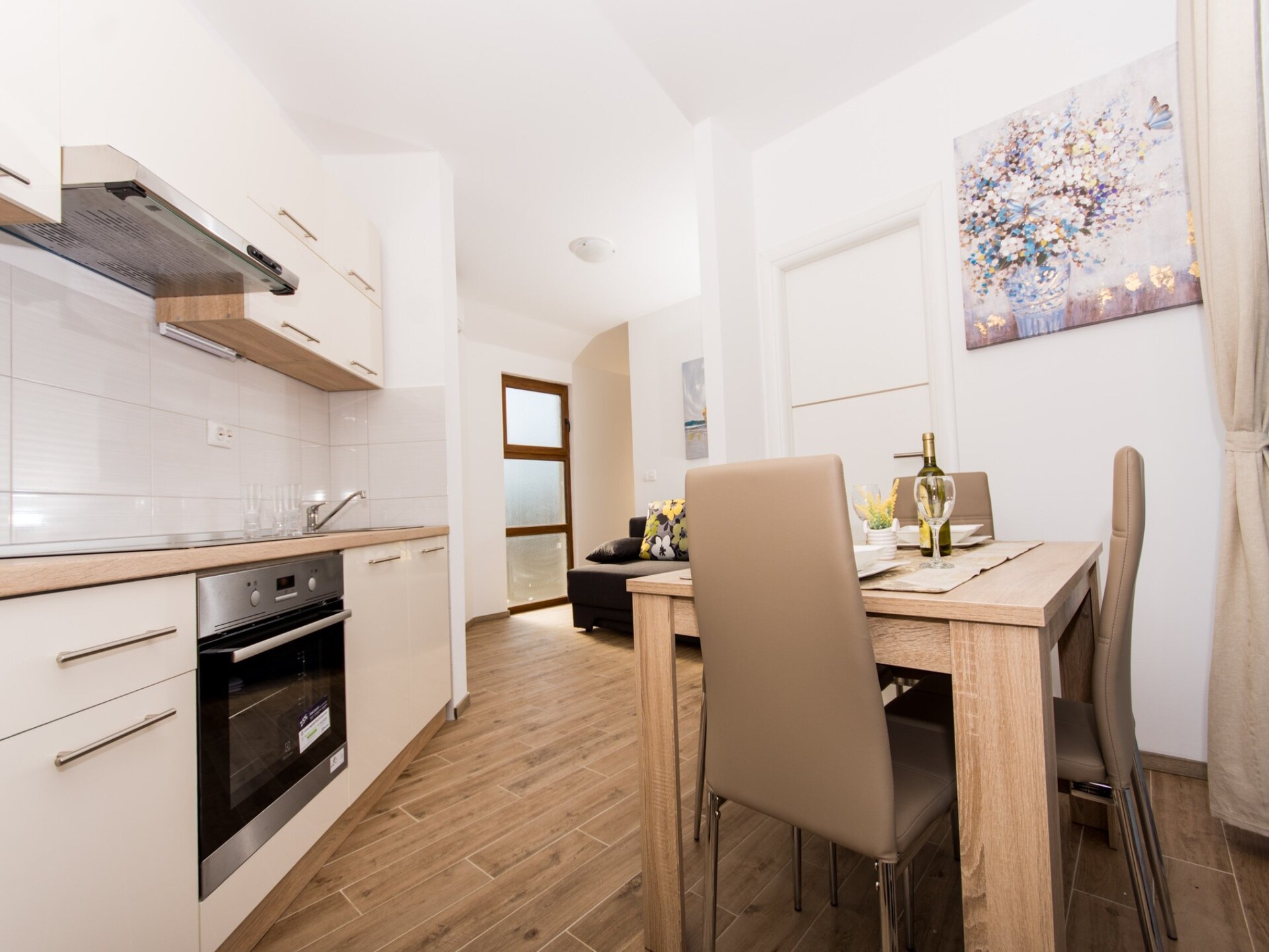 Appartement met zeezicht en zwembad op 100m van het strand van Drvenik Veliki - foto 12