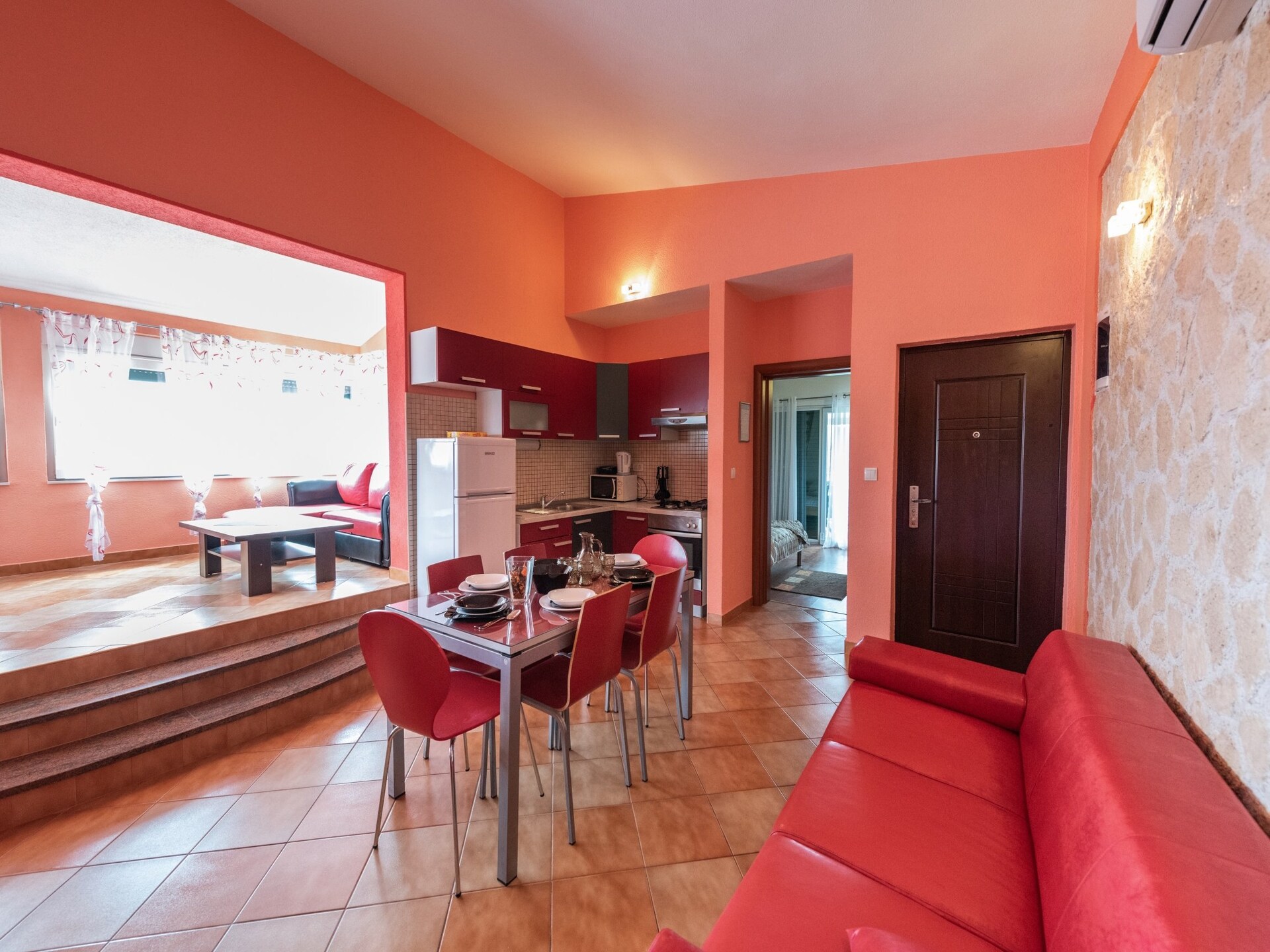Comfortabel appartement met balkon op 200m van zee in Vinisce - foto 4