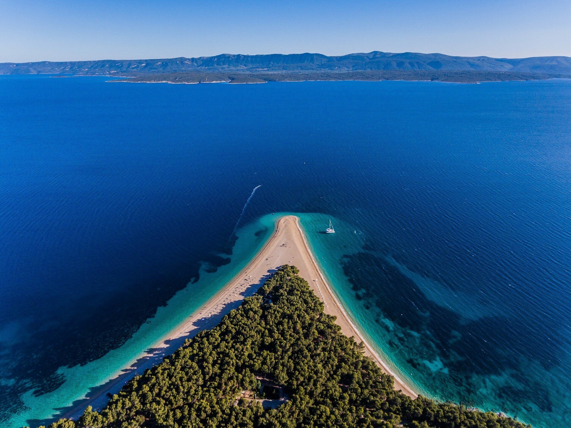 Villa Balarin: Stenen vakantiehuis met terras en uitzicht op zee in Bol, Brač - foto 25