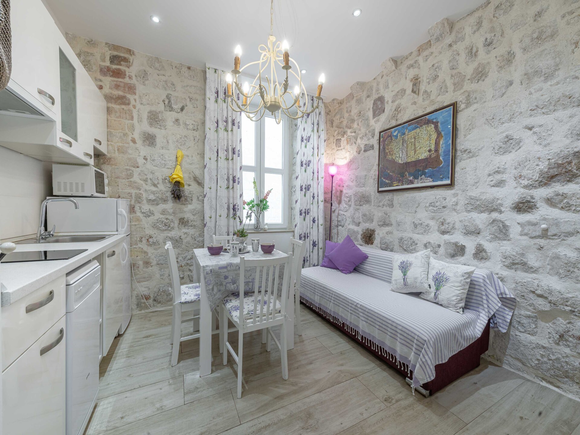 Authentiek appartement in de oude stad van Dubrovnik, vlakbij het strand - foto 1