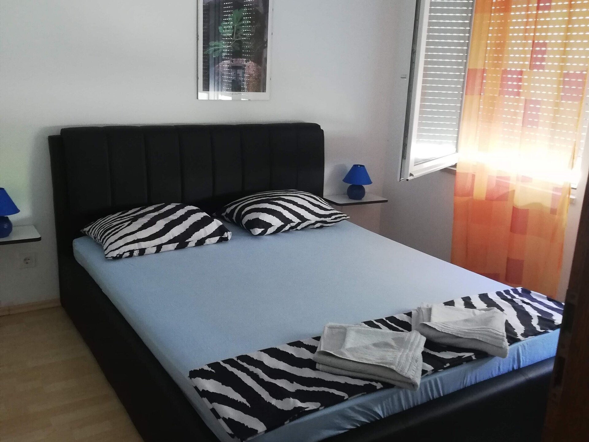 Appartement met zeezicht en gedeeld zwembad – direct aan zee in Sumpetar - foto 13