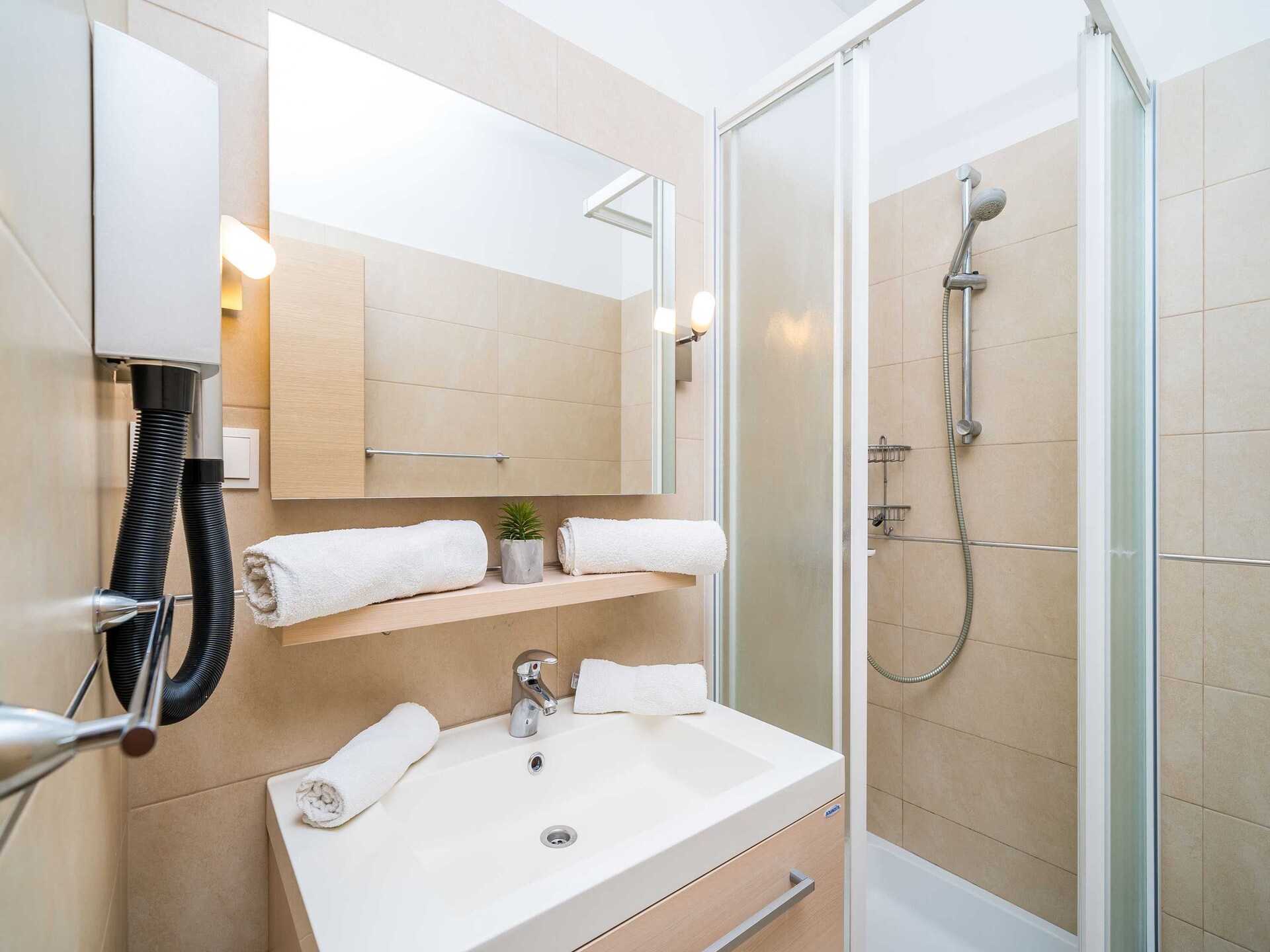 Comfort Studio aan Zee in Mlini met Gedeeld Zwembad en Zeezicht - foto 9