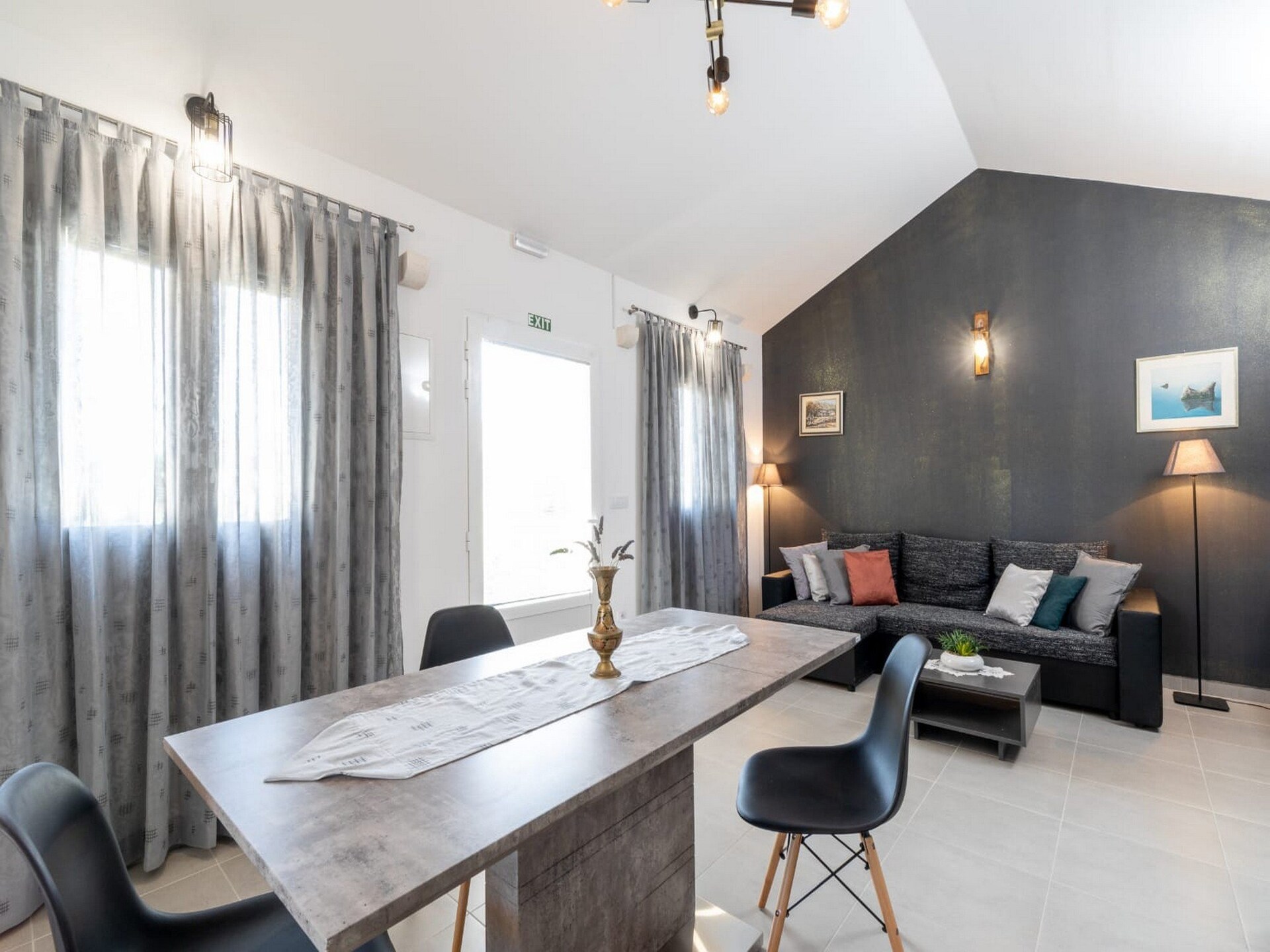 Authentiek stenen huis voor 7 bij Smokvica met zwembad en zeezicht - foto 7