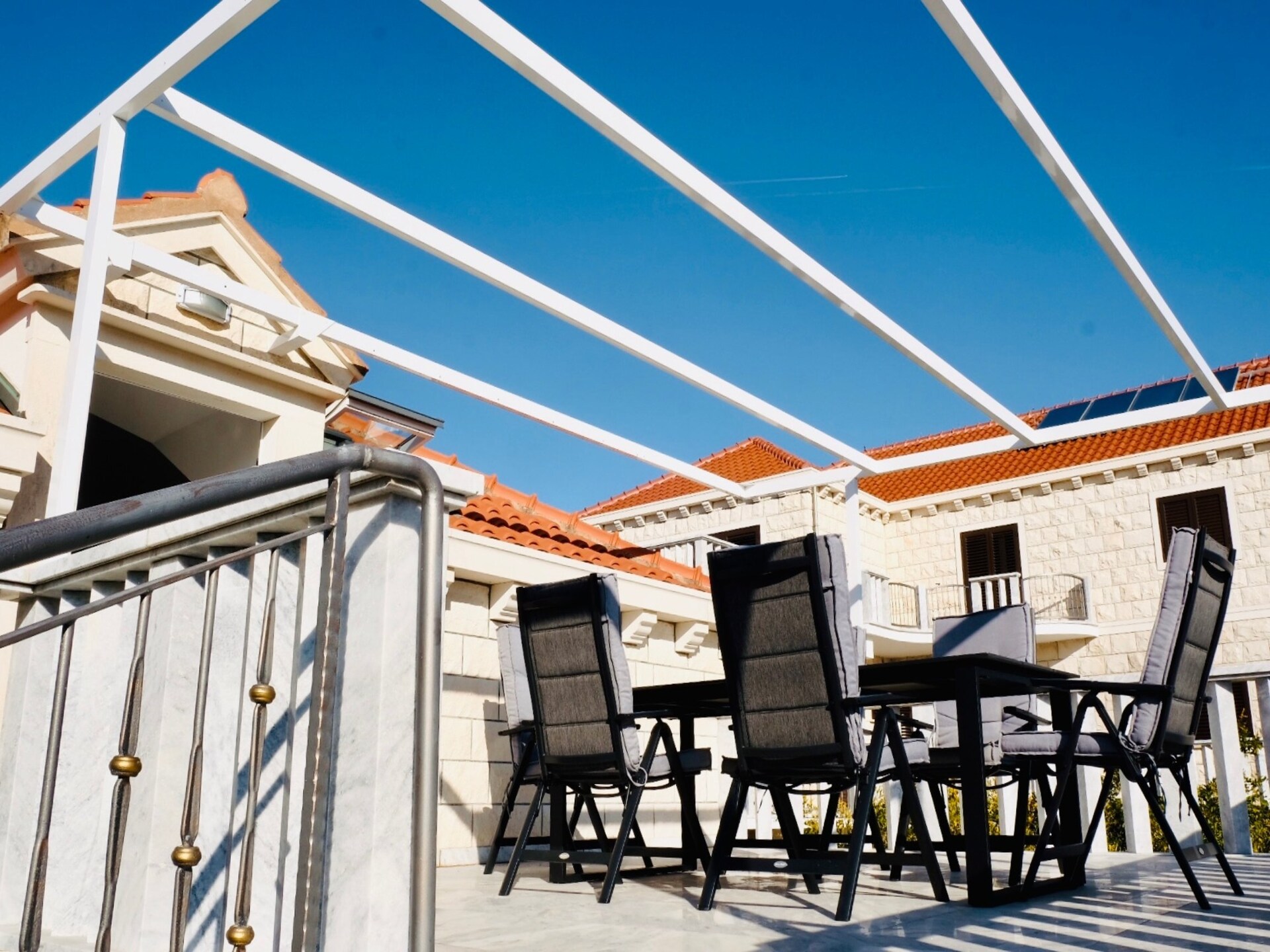 Appartement met terras op 200m van zee in Povlja, Brač - foto 16