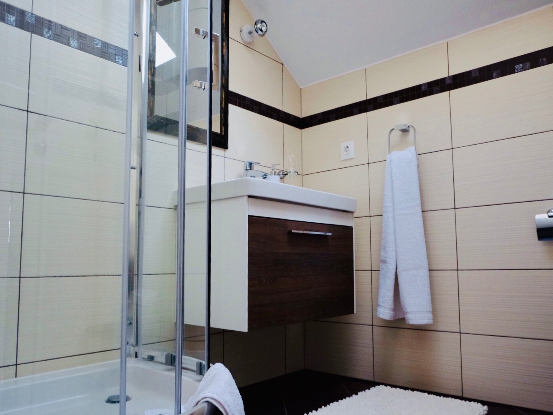 Appartement met terras op 200m van zee in Povlja, Brač - foto 12