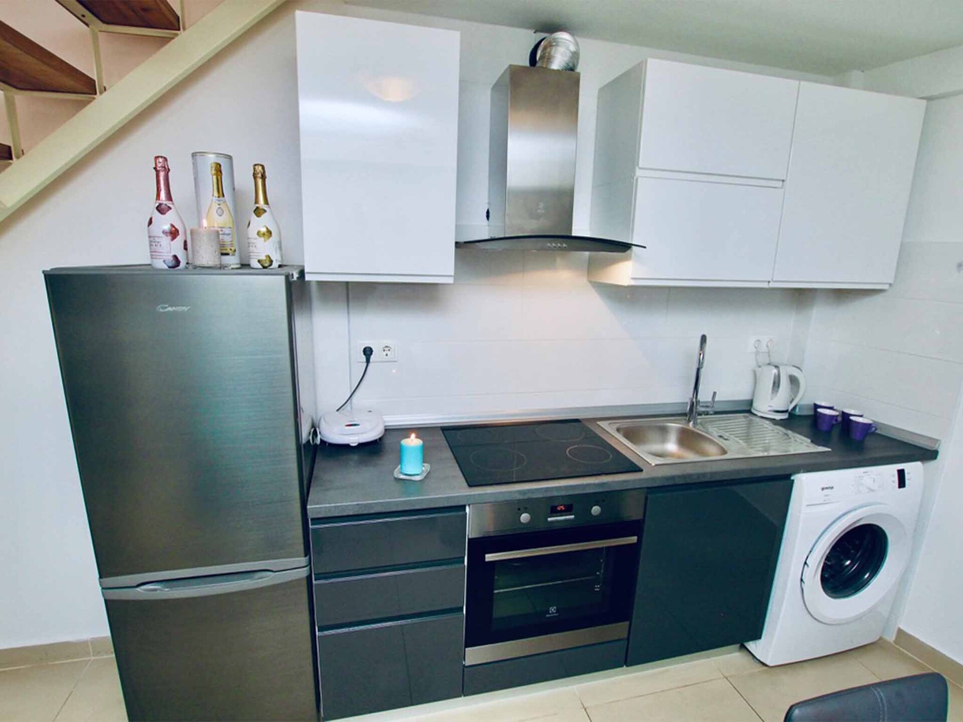 5-persoons appartement aan zee in Kastel Luksic - foto 1