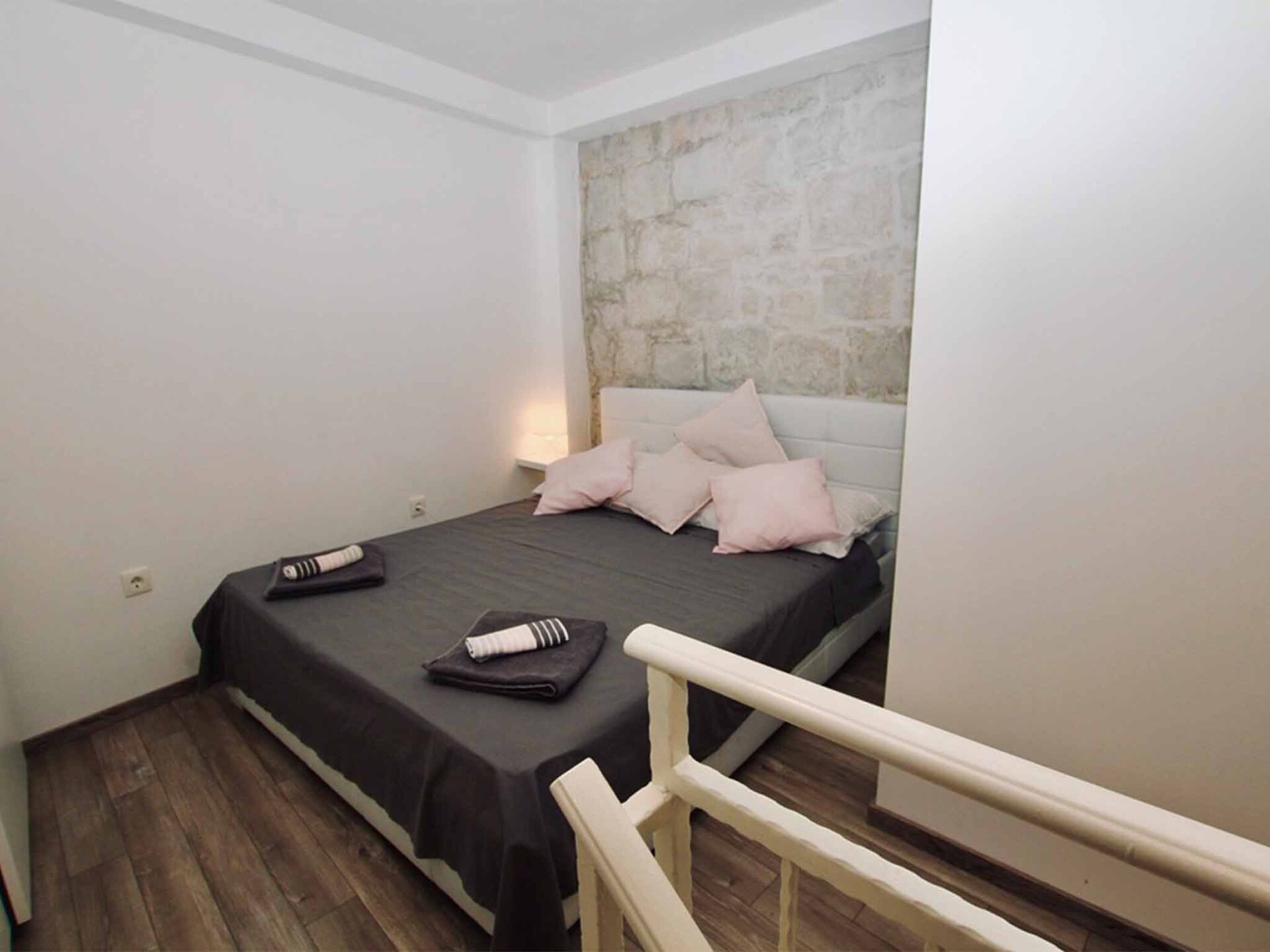 5-persoons appartement aan zee in Kastel Luksic - foto 16