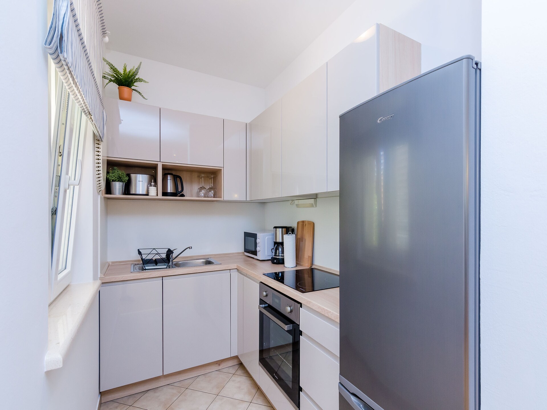 Privé-appartement met tuin en terras in de exclusieve wijk Ploče, op 300m van strand - foto 8