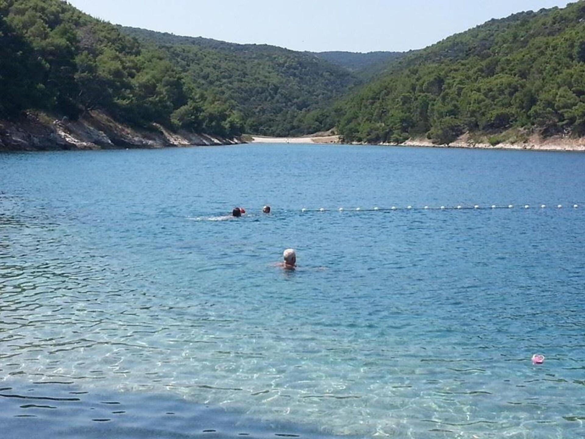 Studio aan zee in Povlja, Brač – 50m van strand met terras en BBQ - foto 38