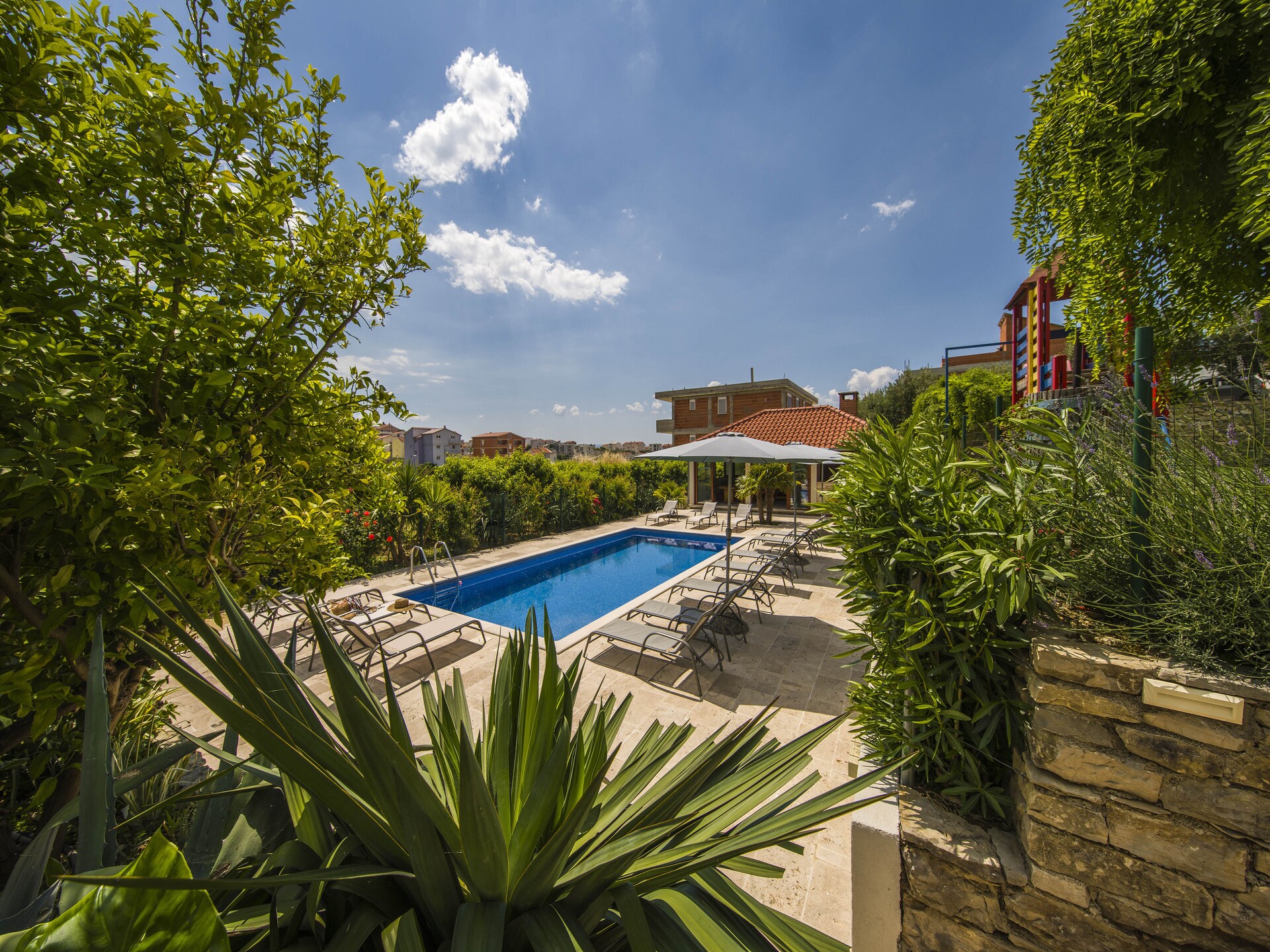 Villa Dvori Viškovi: Ruime villa met privézwembad voor 20 personen bij Podstrana - foto 32