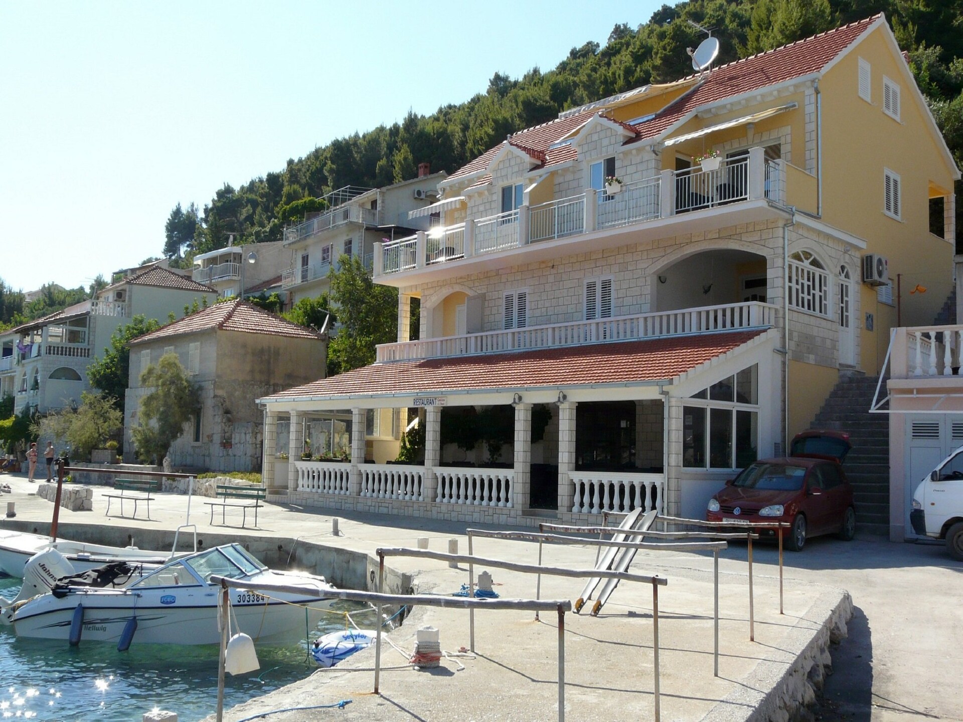 Appartement aan zee in Prižba met terras en uitzicht op de Adriatische Zee - foto 12