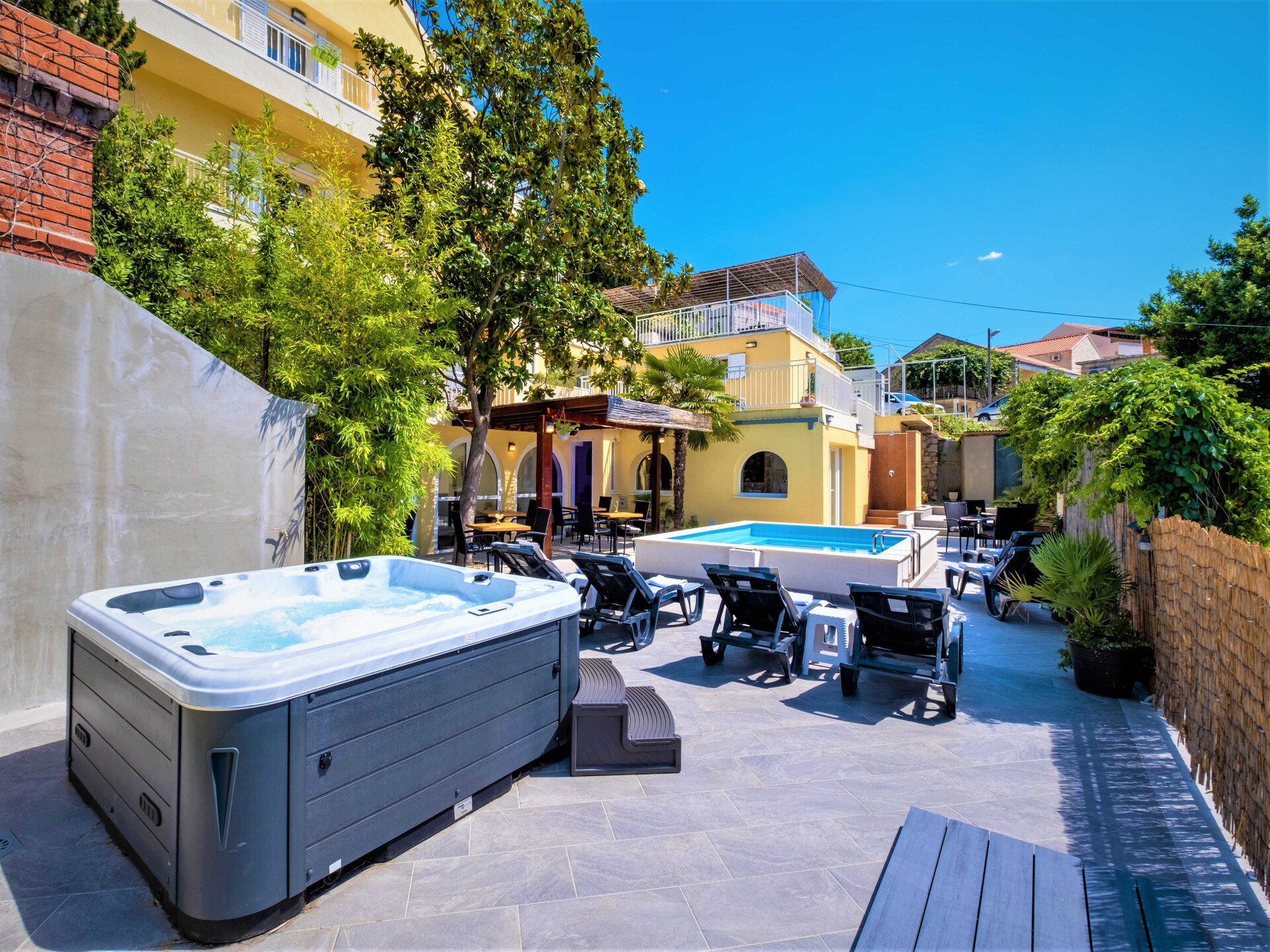2-persoons appartement in Cavtat met balkon en zwembad · 2 pers. - foto 24