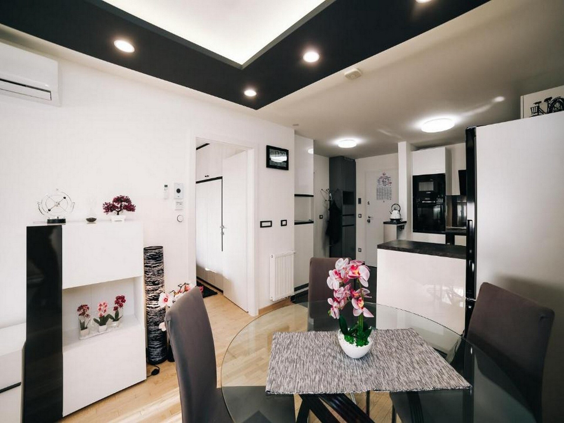 Ruim appartement met 2 slaapkamers in het hart van Zagreb - foto 11