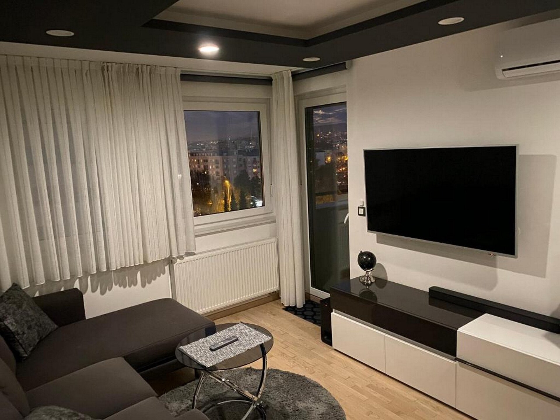 Ruim appartement met 2 slaapkamers in het hart van Zagreb - foto 10