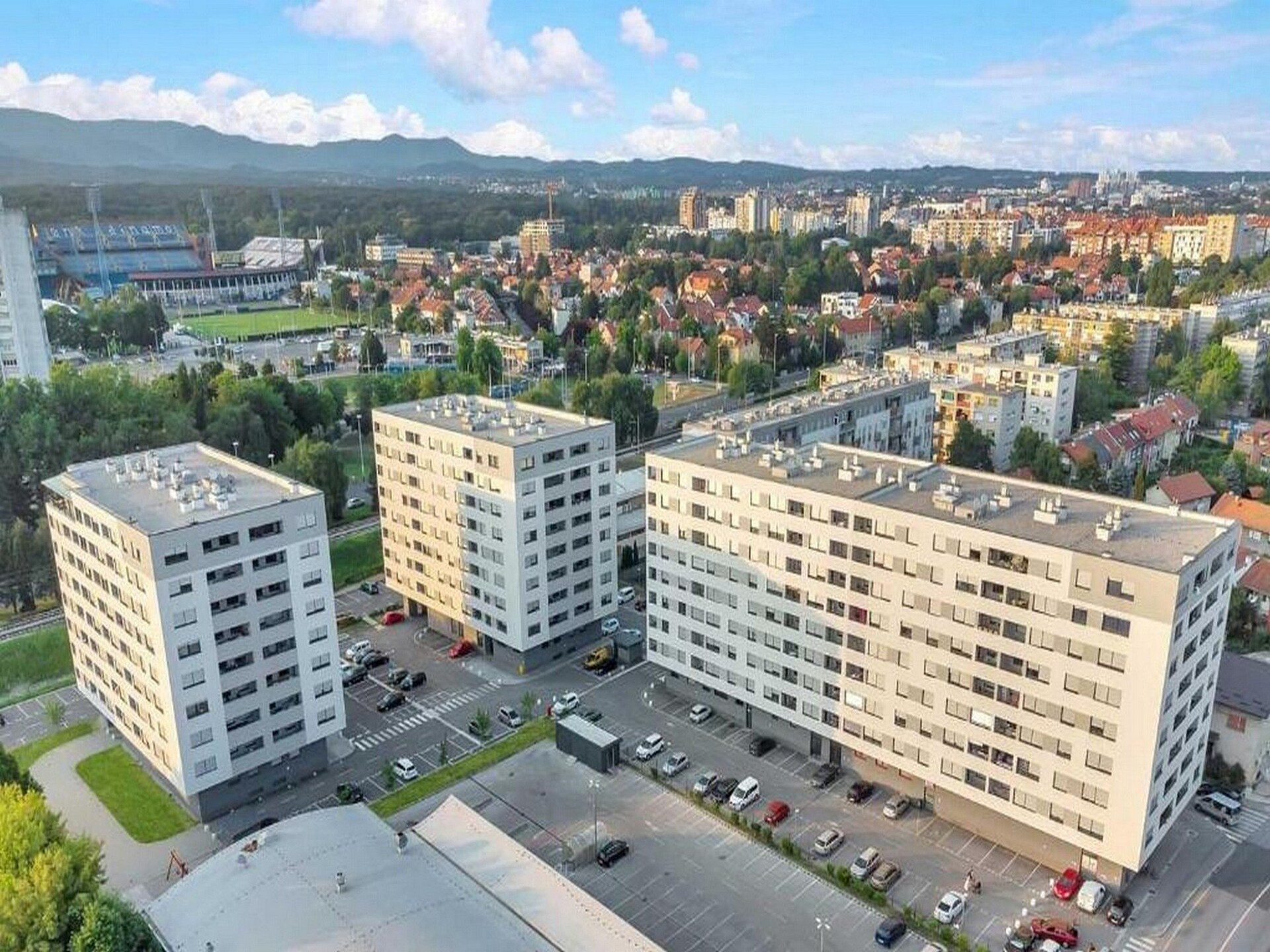 Ruim appartement met 2 slaapkamers in het hart van Zagreb - foto 31