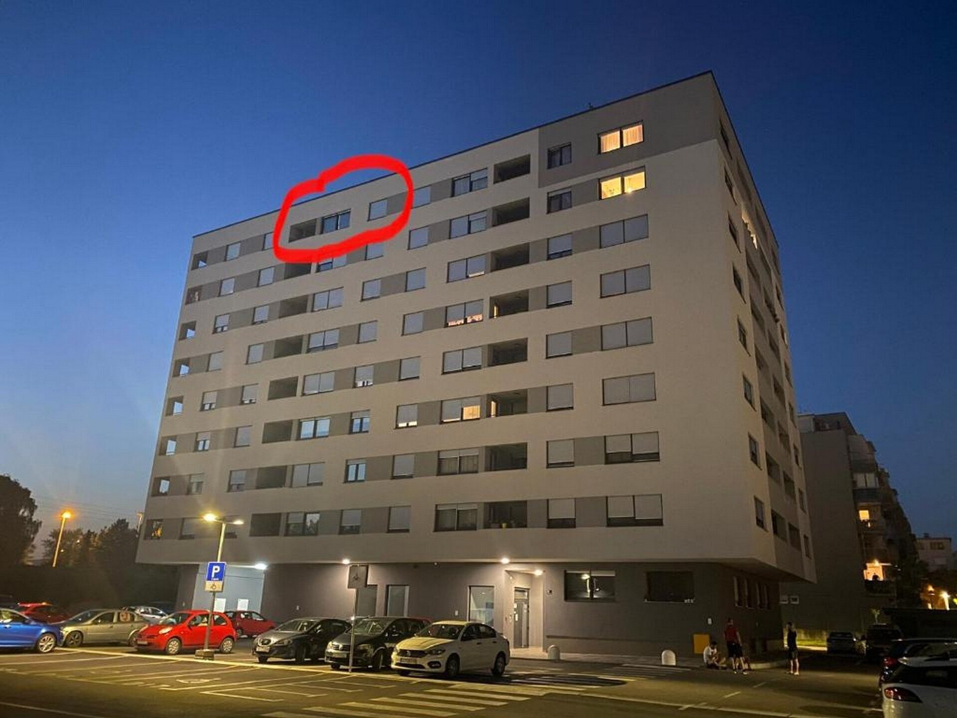 Ruim appartement met 2 slaapkamers in het hart van Zagreb - foto 32