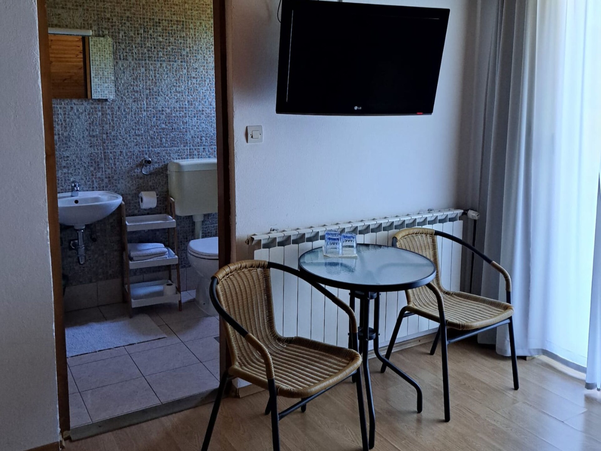 Modern appartement met terras bij Plitvicka Jezera - foto 19