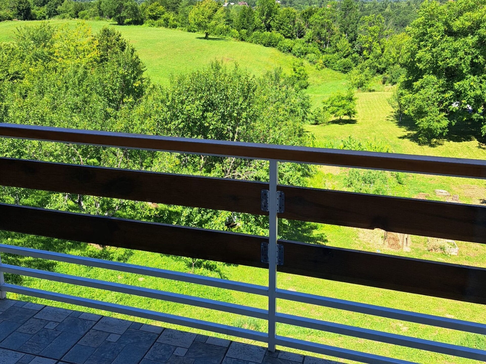 Modern appartement met terras bij Plitvicka Jezera - foto 60