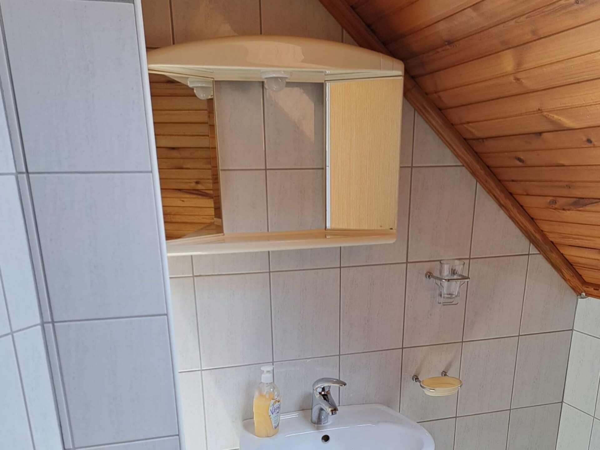 Modern appartement met terras bij Plitvicka Jezera - foto 36