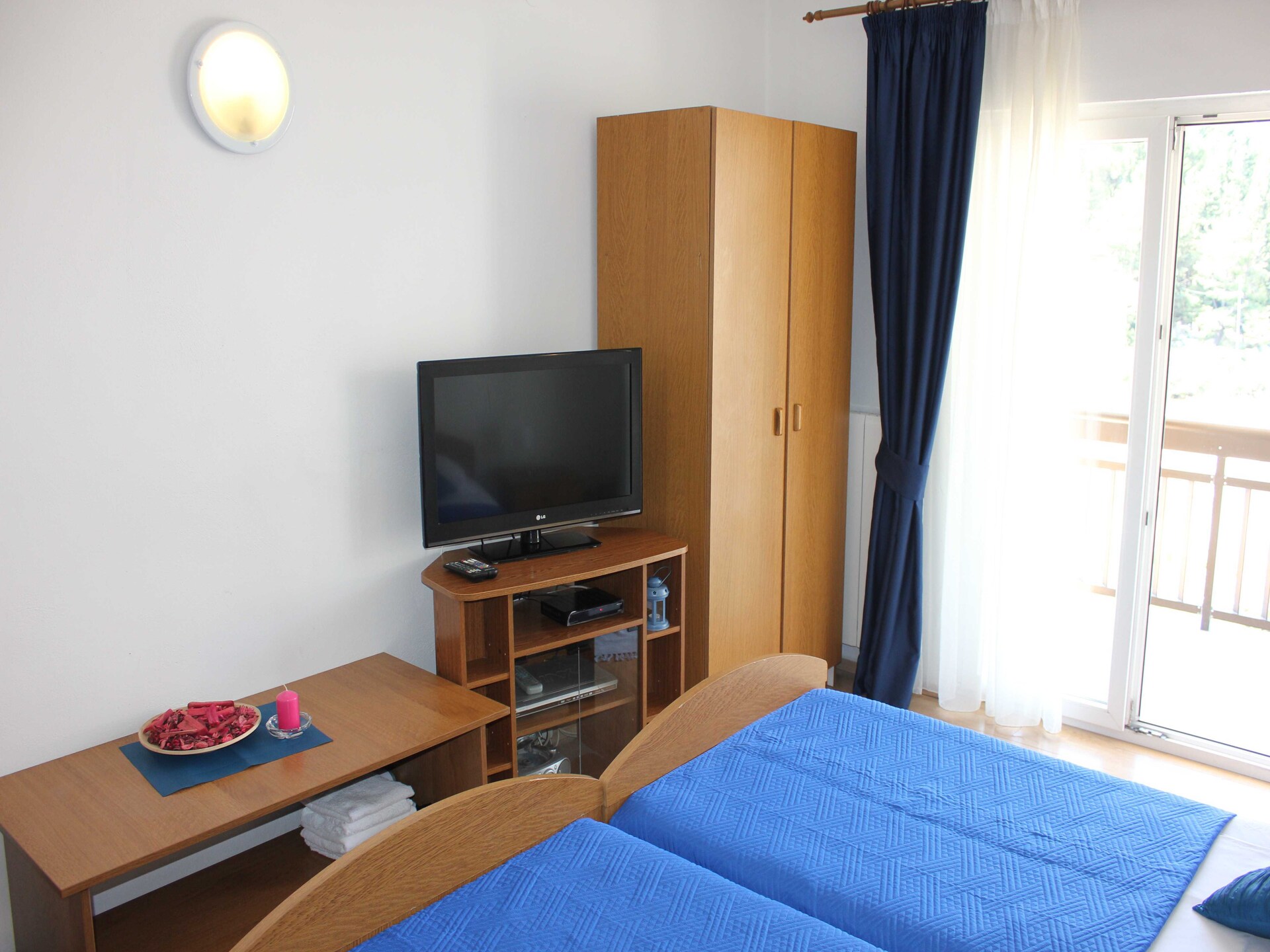 Comfortabel appartement met balkon in Ploče, 1,5 km van het strand - foto 3