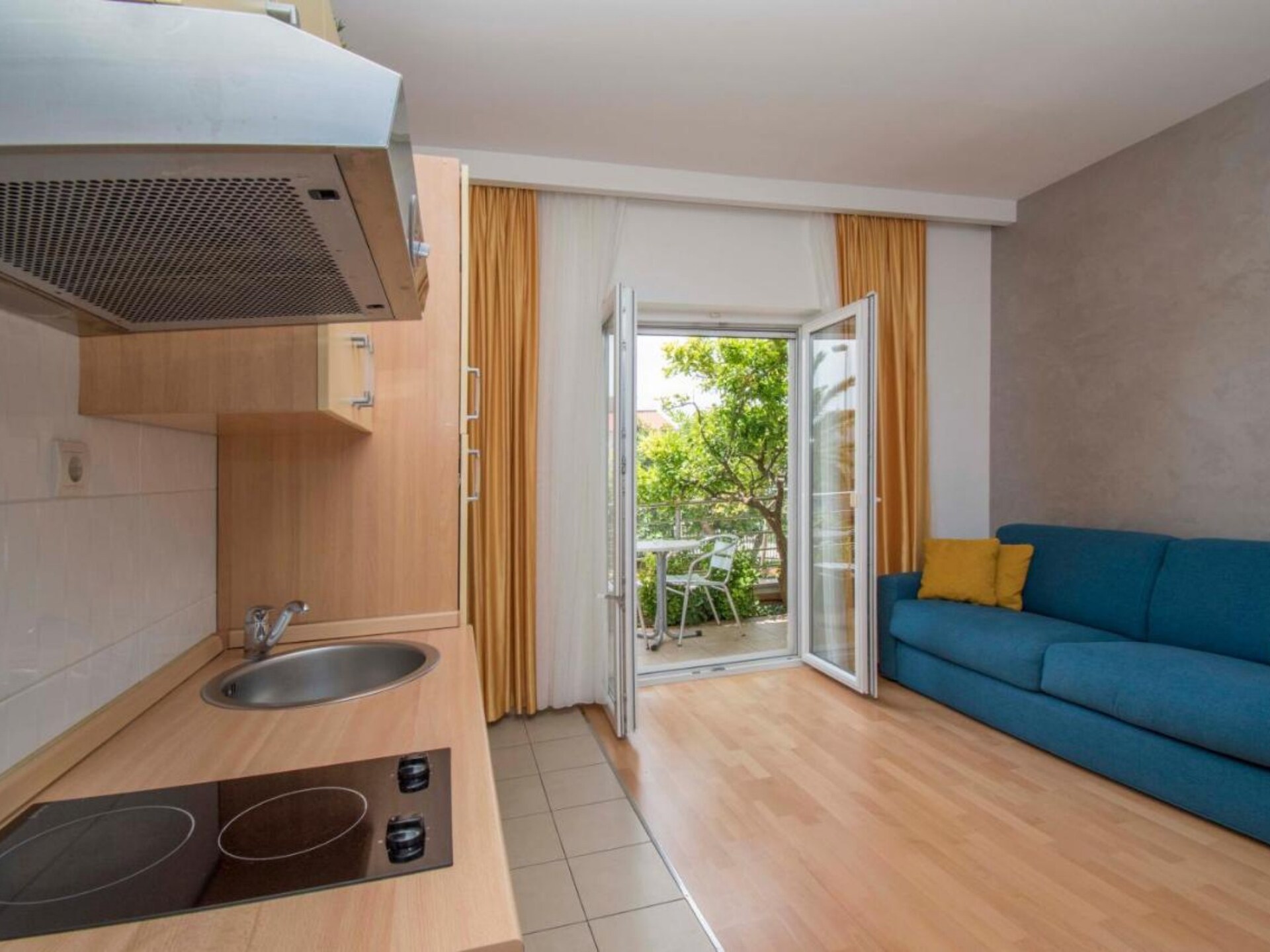 4-persoons appartement in Tucepi op 300 meter van het strand - foto 11