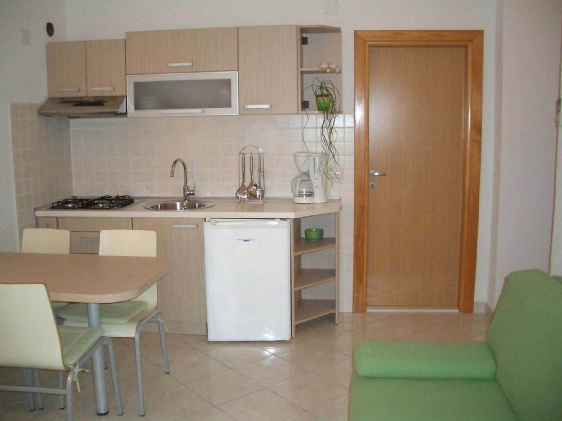 Knus appartement met balkon op 200m van zee in Bol, Brač - foto 2
