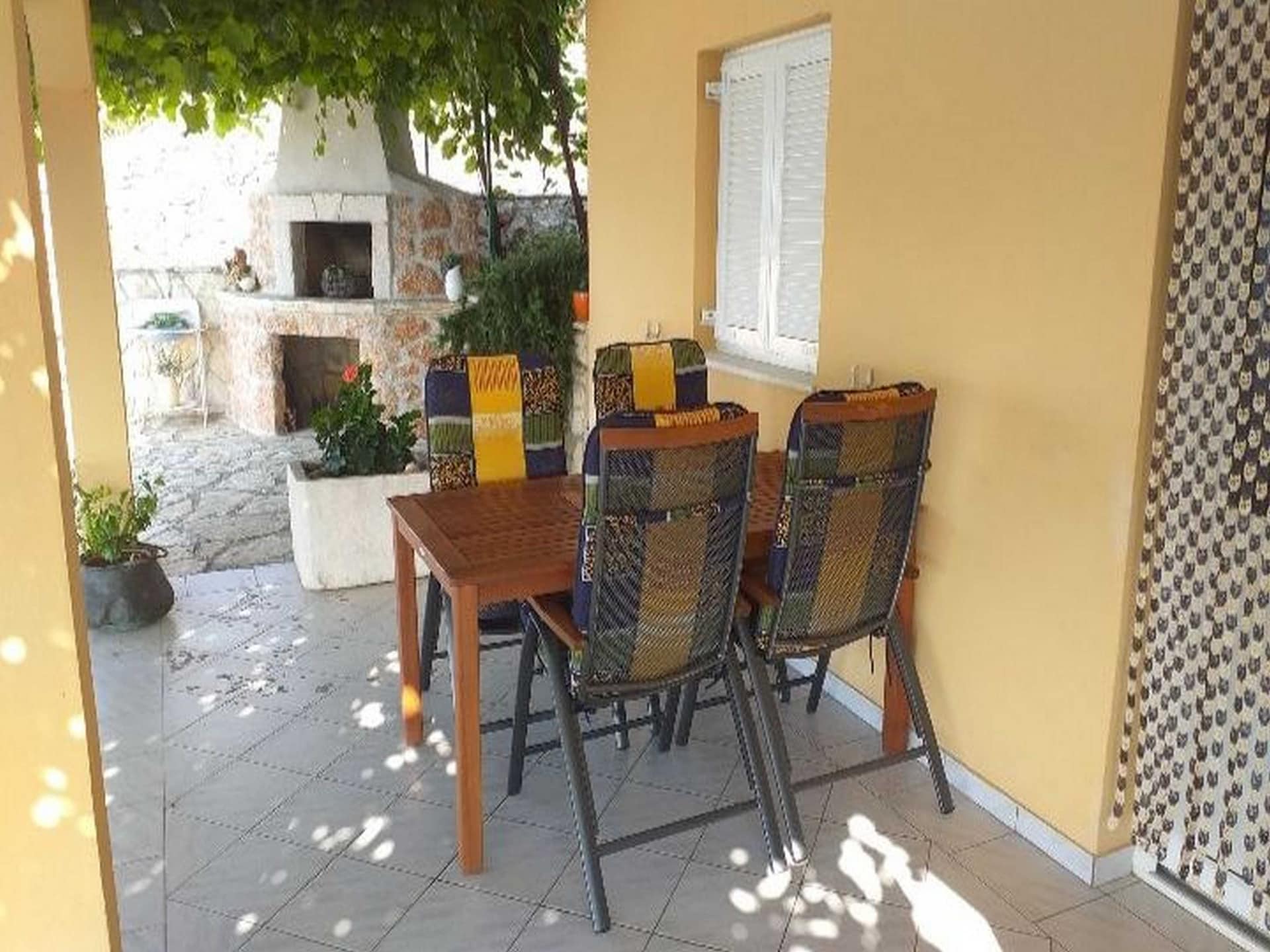 Op 300 m van het strand: Ruim appartement in Jelsa voor 5 personen - foto 14