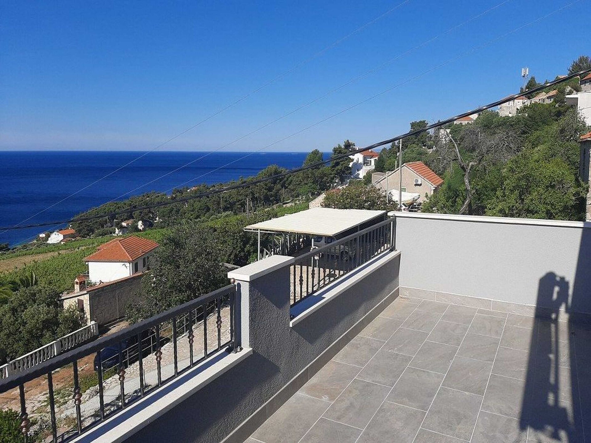 4-persoons appartement in Jelsa met terras en zeezicht - foto 10