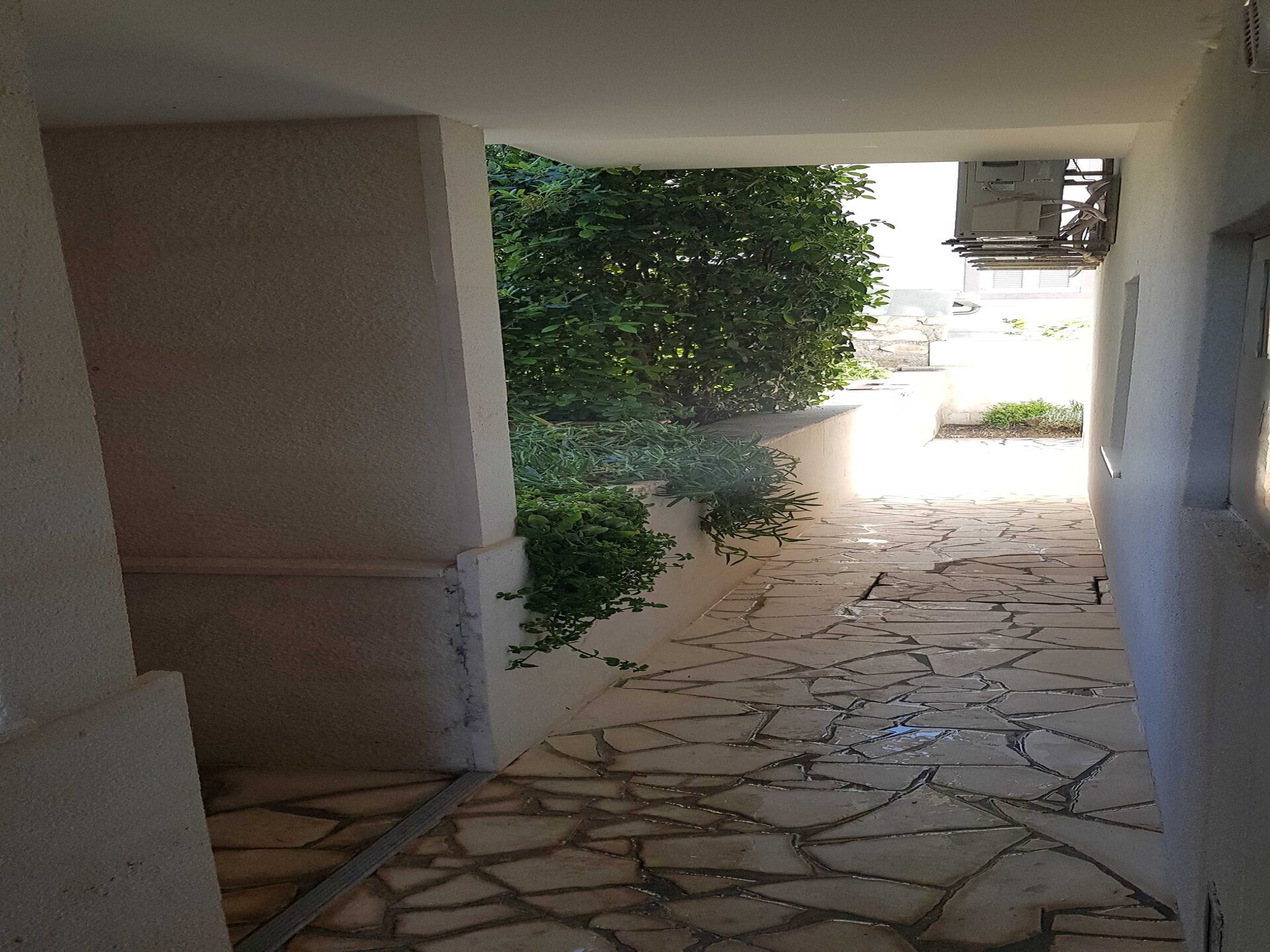 Aan het strand: Ruim appartement met zeezicht in Sutivan · 4 pers. - foto 13