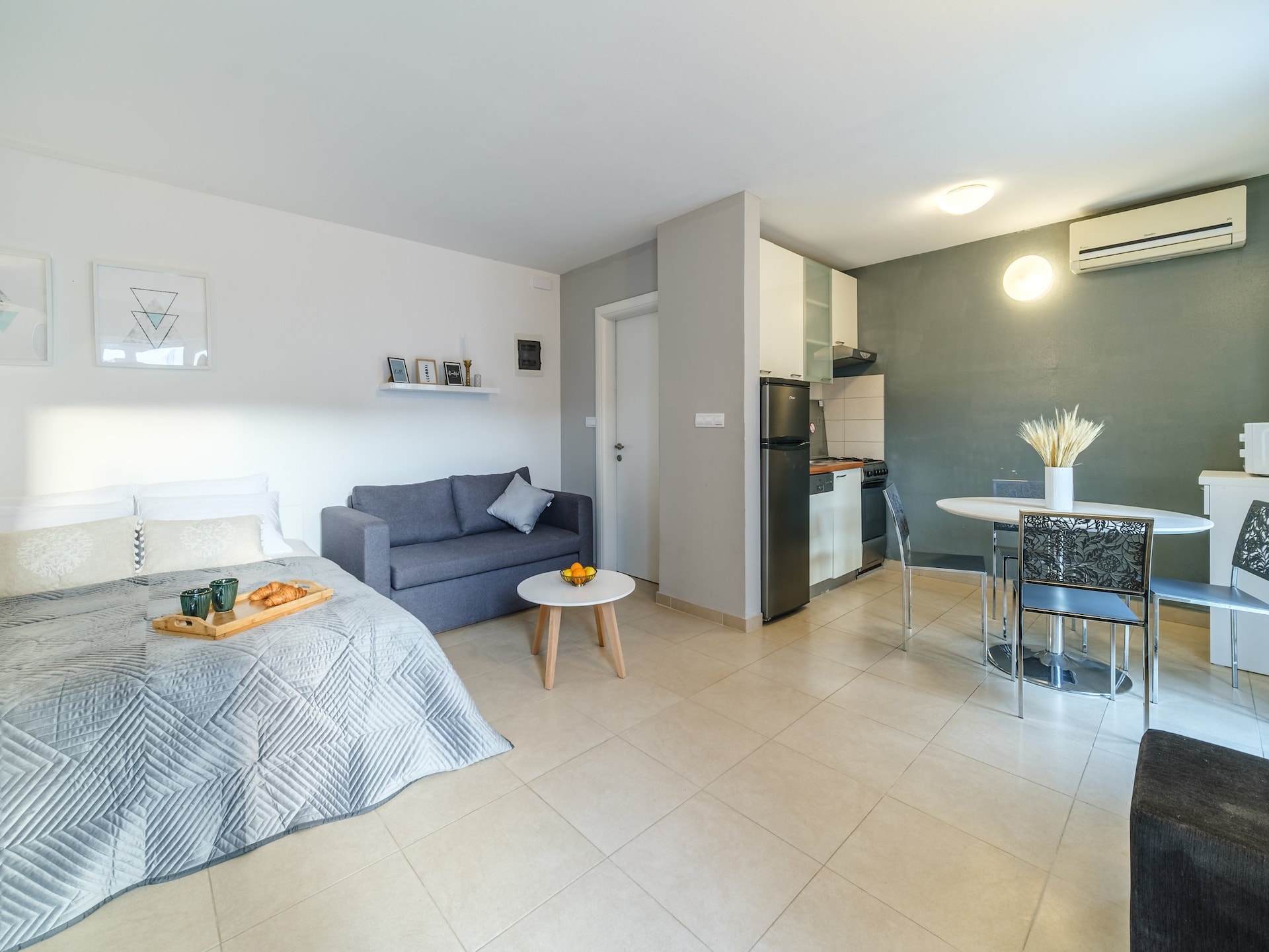 Aan het strand: Sfeervol studio-appartement in Sutivan - foto 2