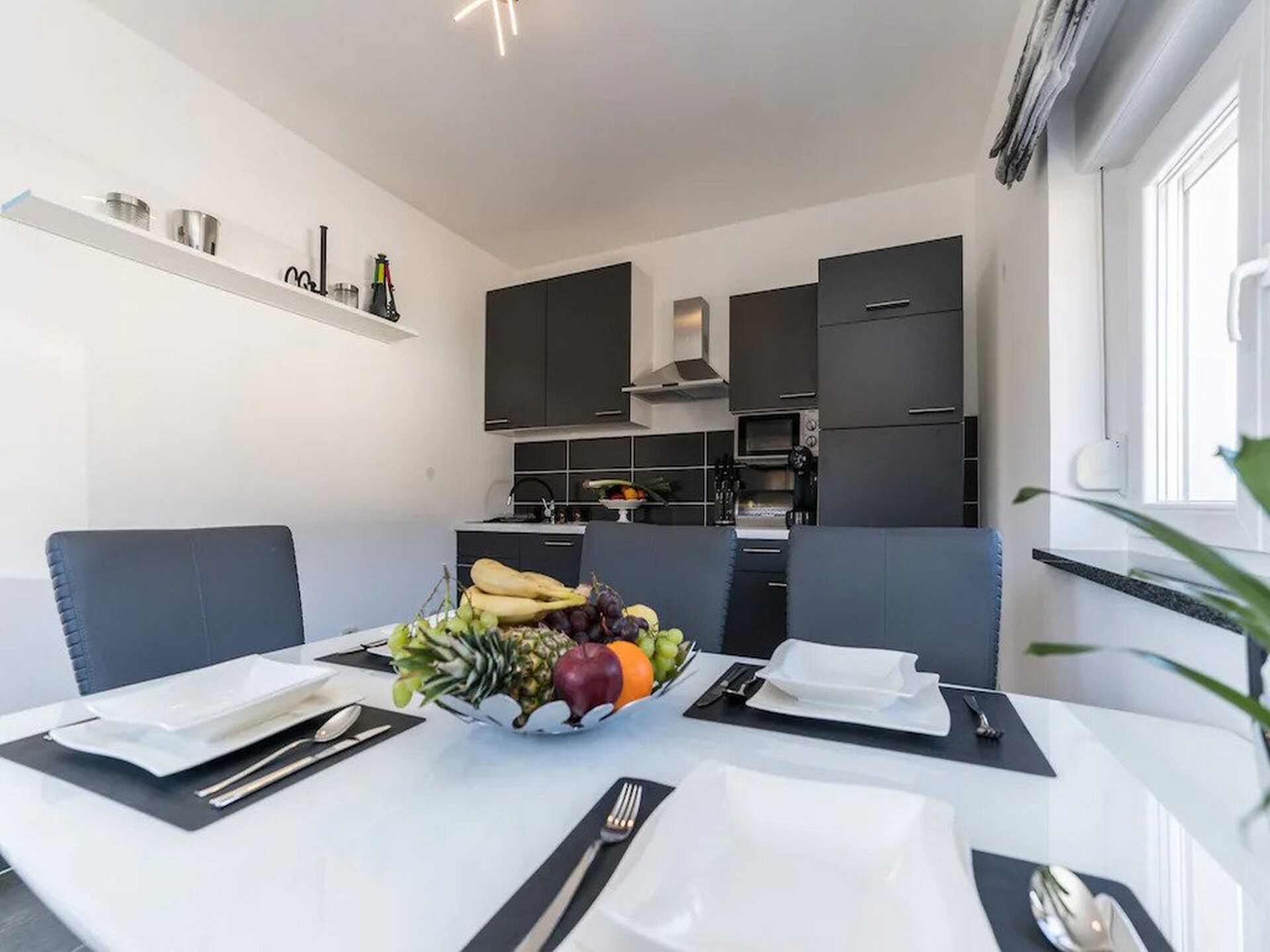 Villa Camellia: Fijne villa met privézwembad op 200m van strand in Kruševo - foto 2