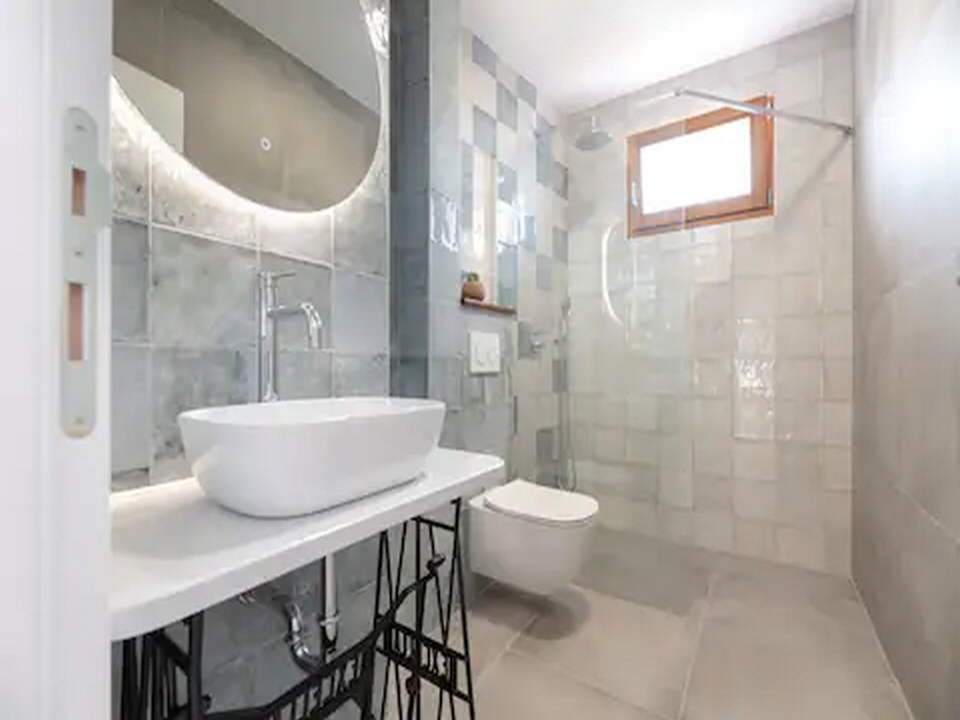 Luxe appartement met zeezicht op 10 meter van het strand in Trogir · 2 pers. - foto 12
