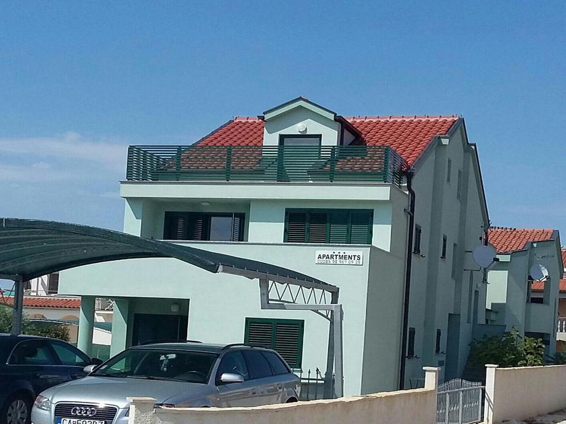 Rustig appartement voor 6 personen met terras, op 200m van het strand in Zaton - foto 1