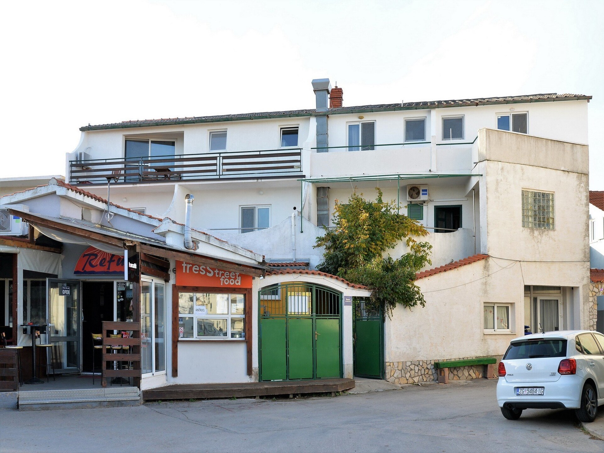 Appartement met balkon en zeezicht op 10 meter van het strand in Murter - foto 31