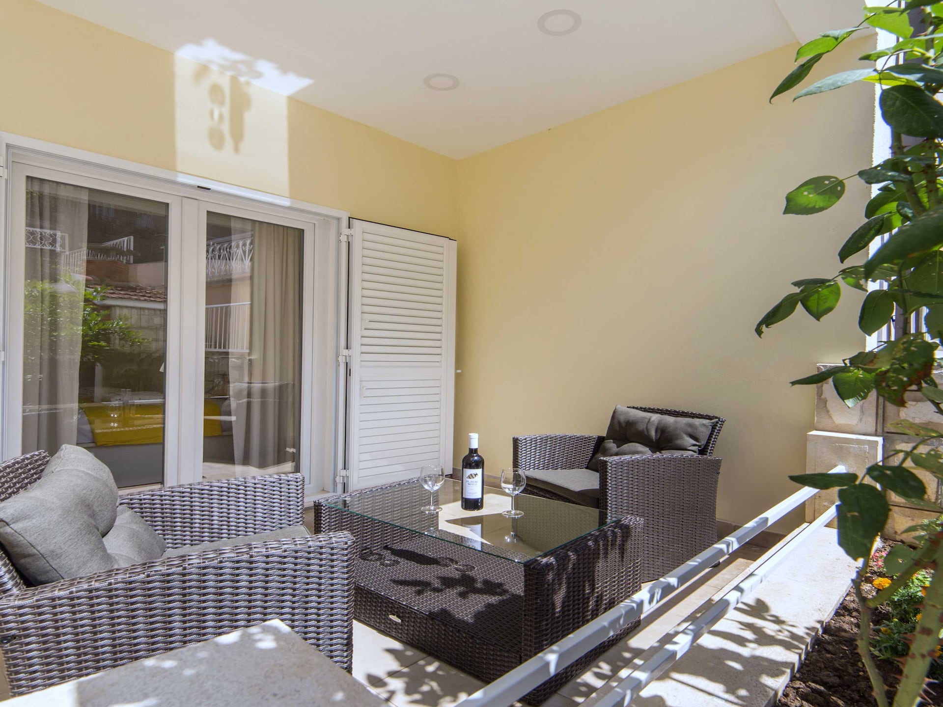 Rustiek appartement aan zee met terras en BBQ in Rogotin - foto 29