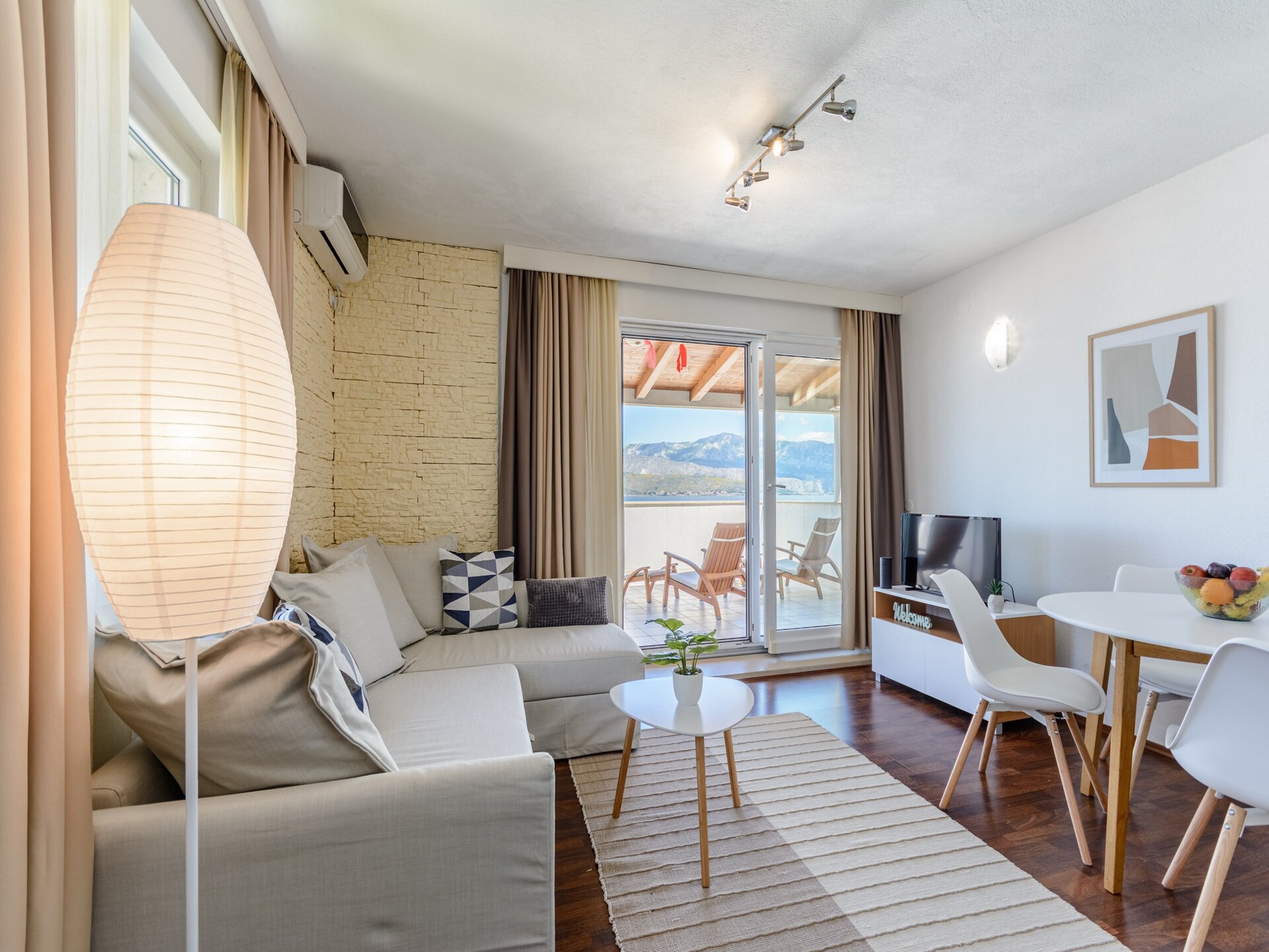 Zonsondergang appartement met balkon en panoramisch zeezicht in Postira - foto 2