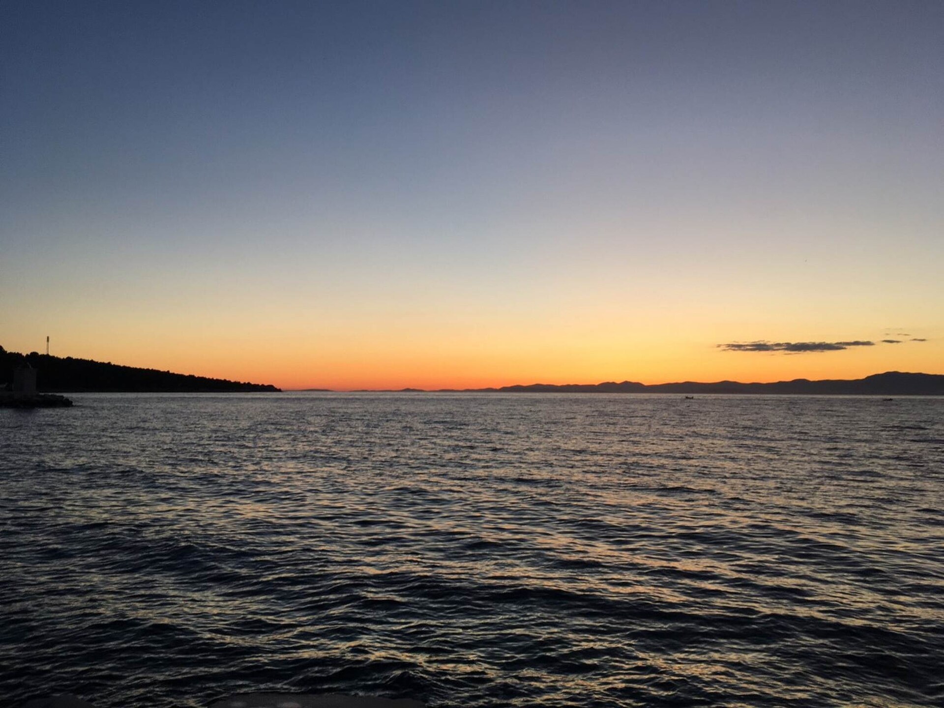 Zonsondergang appartement met balkon en panoramisch zeezicht in Postira - foto 19