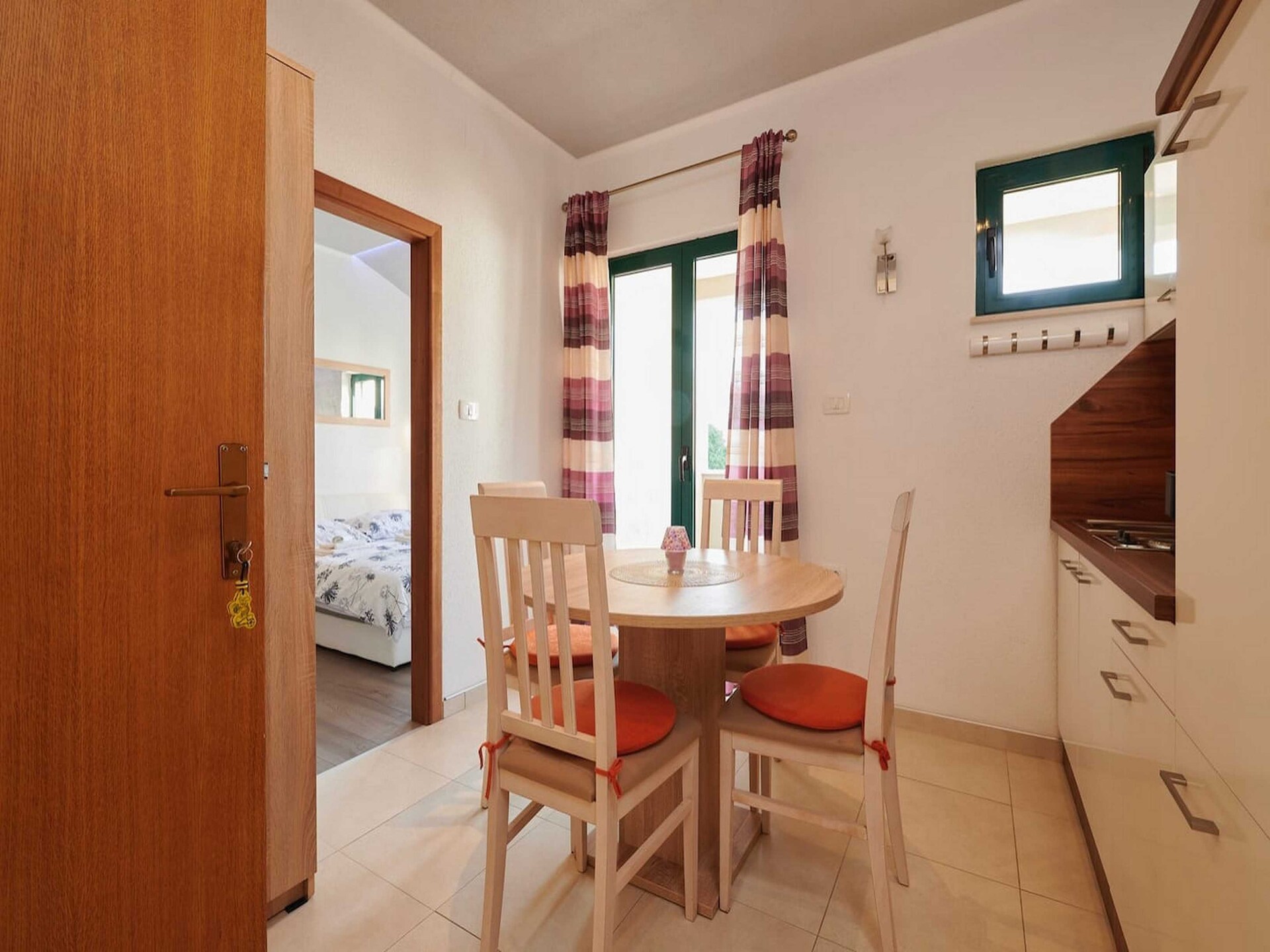 4-persoons appartement aan het strand in Kastel Stafilic - foto 7