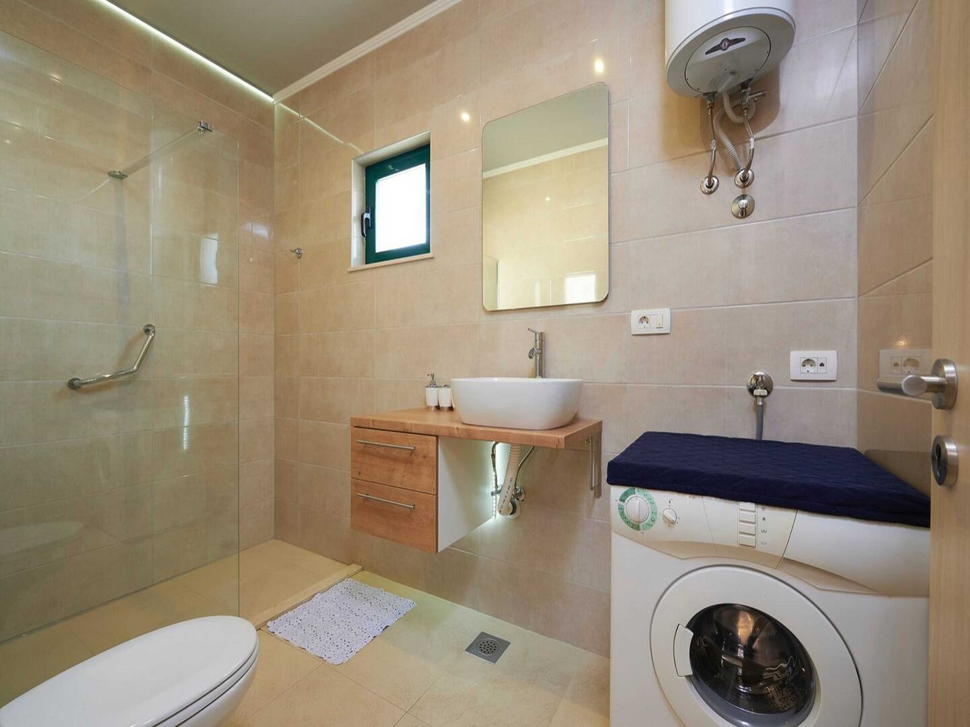 4-persoons appartement aan het strand in Kastel Stafilic - foto 11