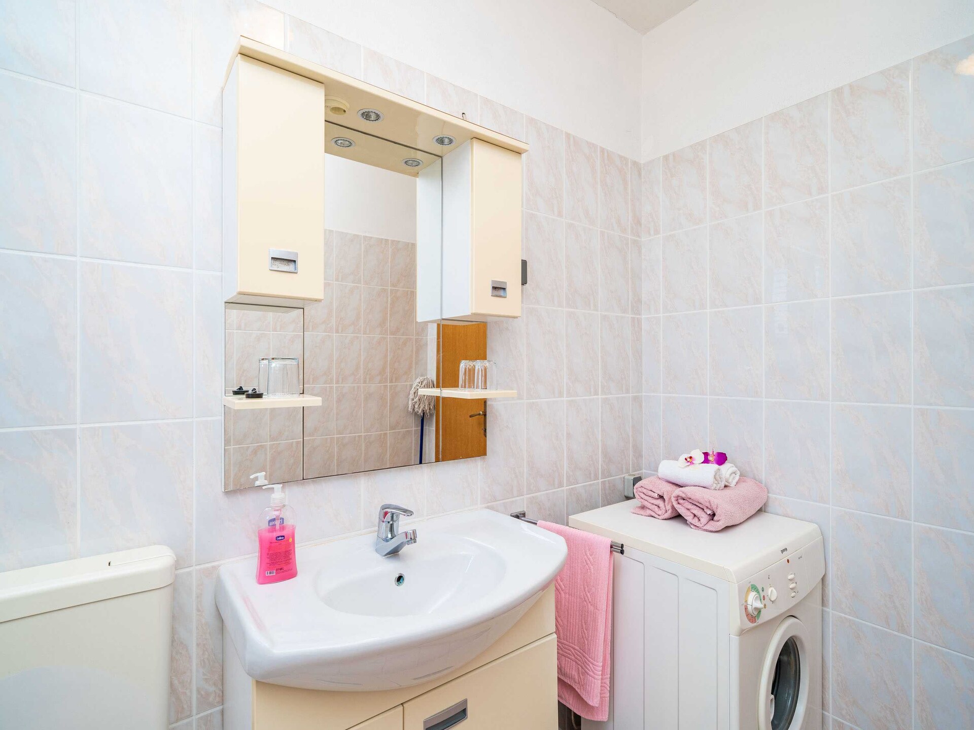 Rustiek driekamerappartement met balkon en zeezicht in Slano - foto 21
