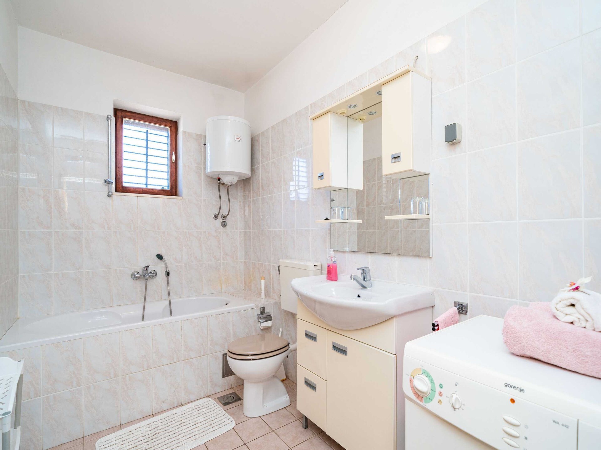 Rustiek driekamerappartement met balkon en zeezicht in Slano - foto 22