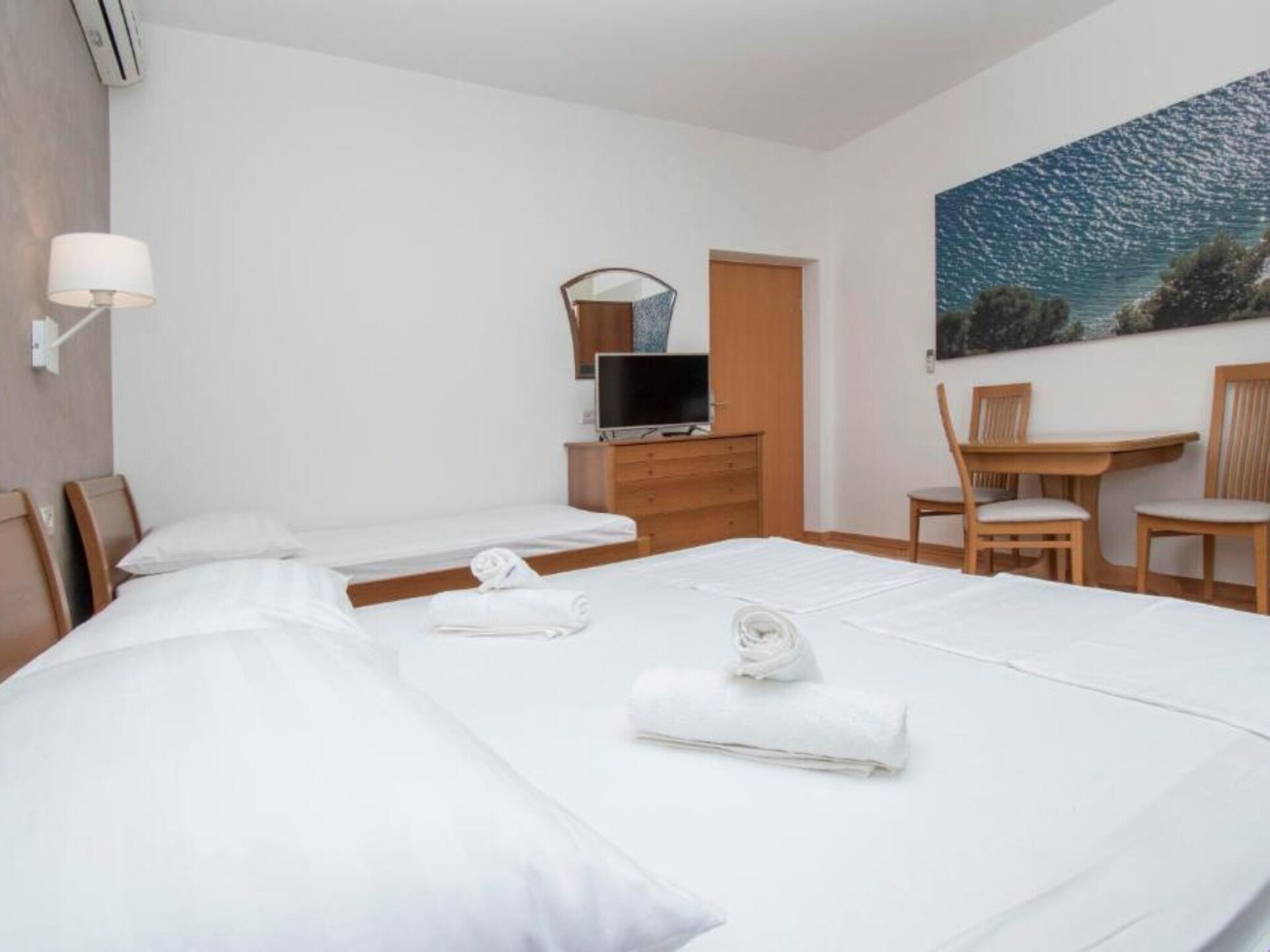 Studio met balkon op 300m van het strand in centrum Tučepi - foto 10