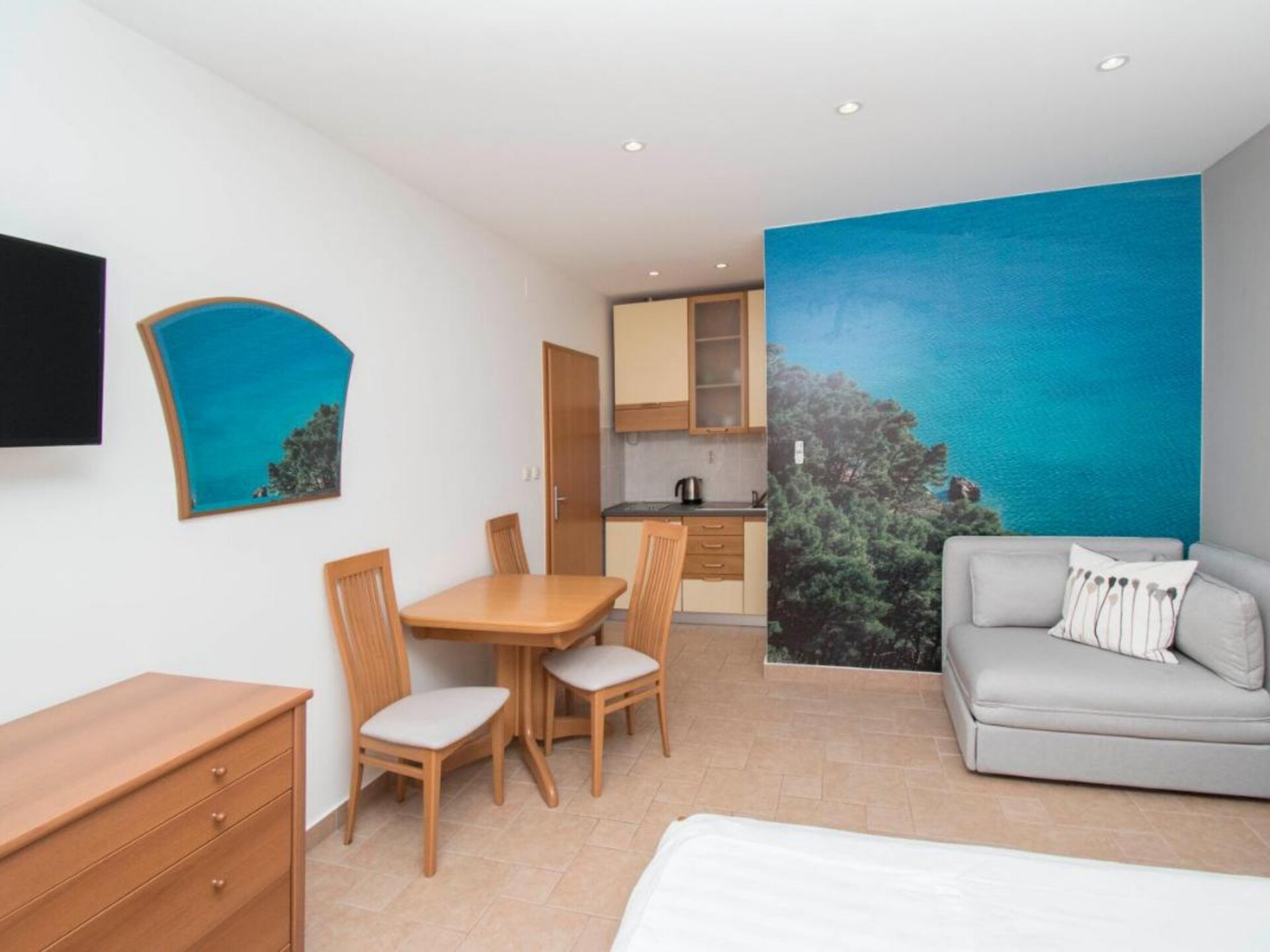 Knusse studio met balkon in het hart van Tučepi, vlak bij zee - foto 10