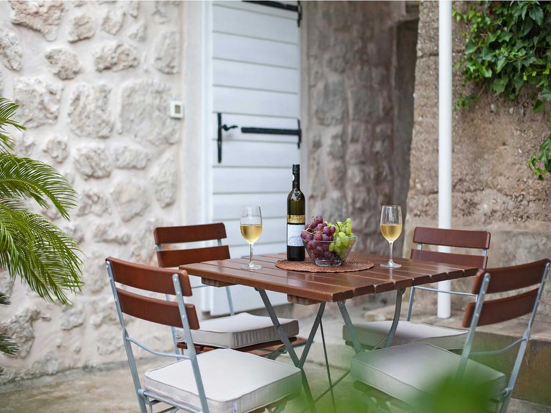 Studio Baro met gedeeld terras en uitzicht op de oude stad van Dubrovnik - foto 11