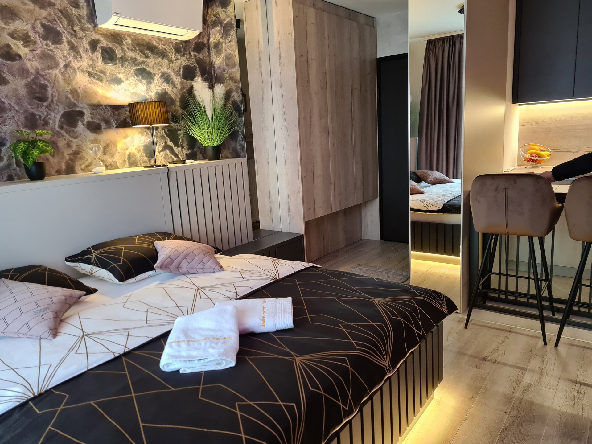 Modern studio appartement met privé sauna en terras in Varaždin - foto 3