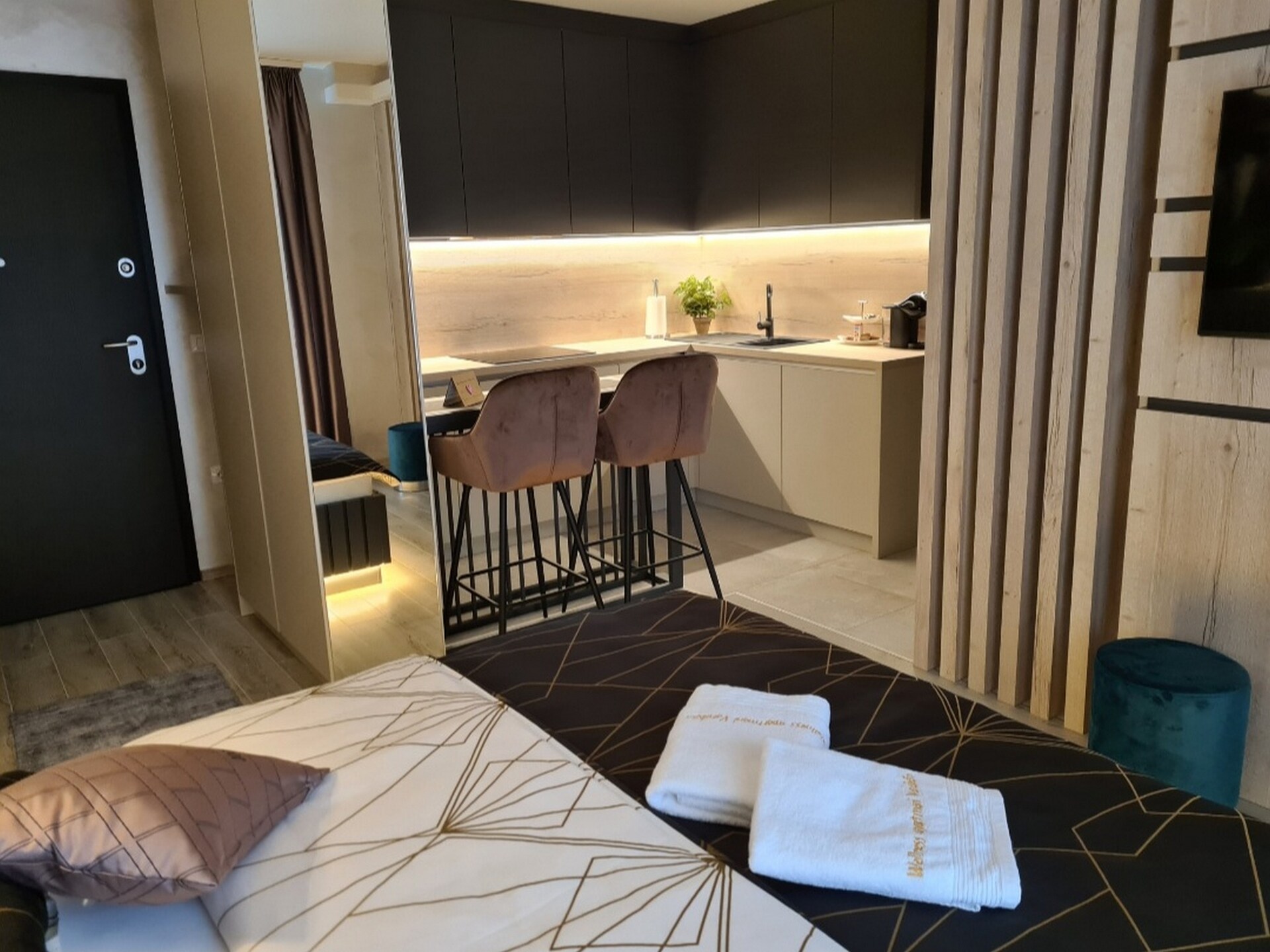 Modern studio appartement met privé sauna en terras in Varaždin - foto 5