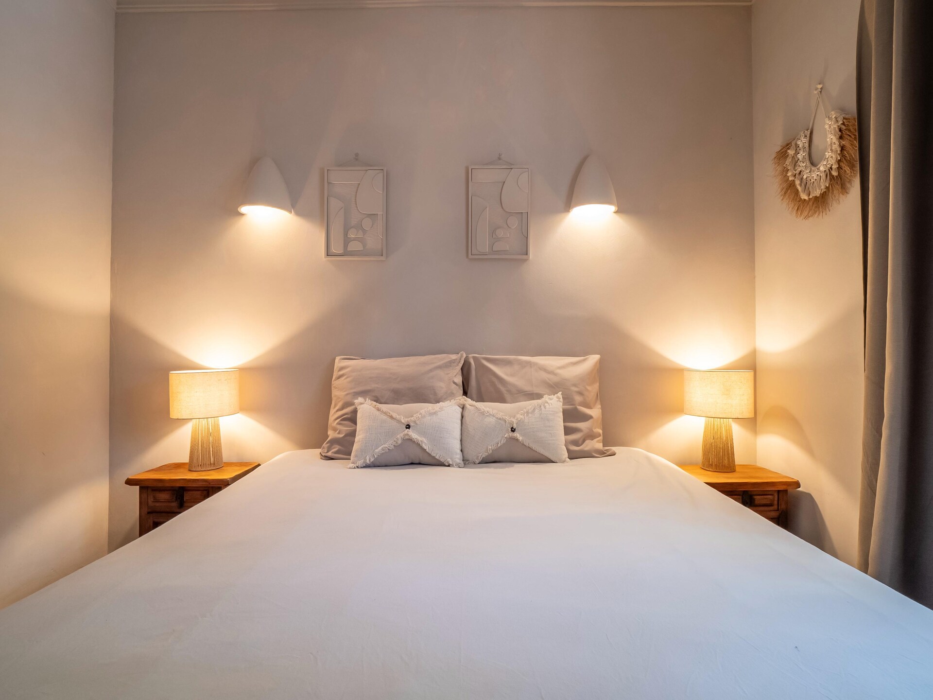 Villa Vista: Luxe Ibiza-stijl villa met panoramisch uitzicht over de Challon-vallei - foto 18