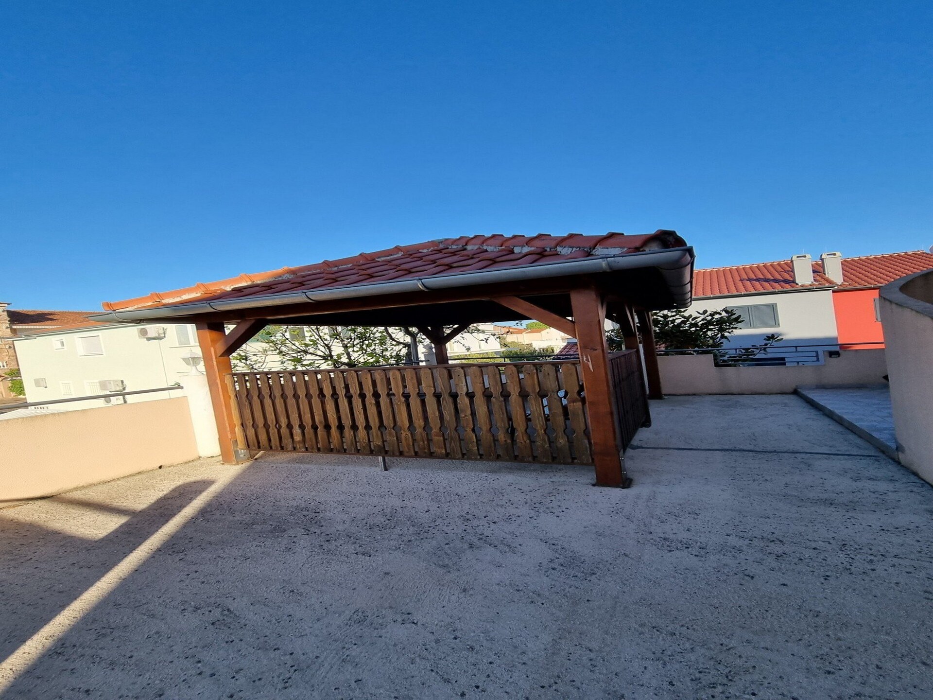 Ruim appartement in Biograd na Moru met terras, 500m van het strand - foto 22